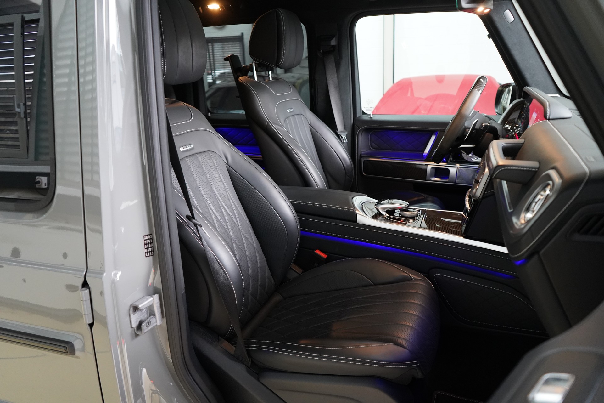 MERCEDES-BENZ G 63 AMG Speedshift Plus G-Tronic * Classic-grau Uni** - 32