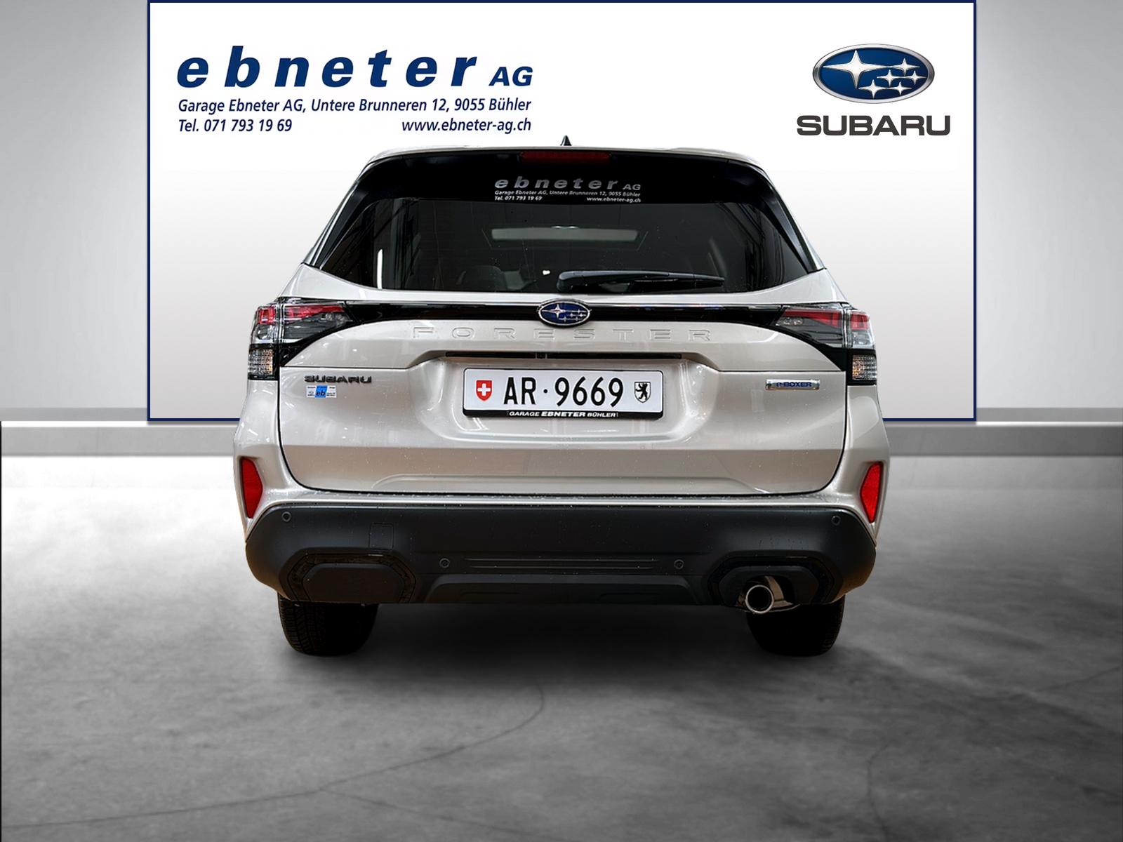 SUBARU Forester Station 2.0i e-Boxer Luxury - 6