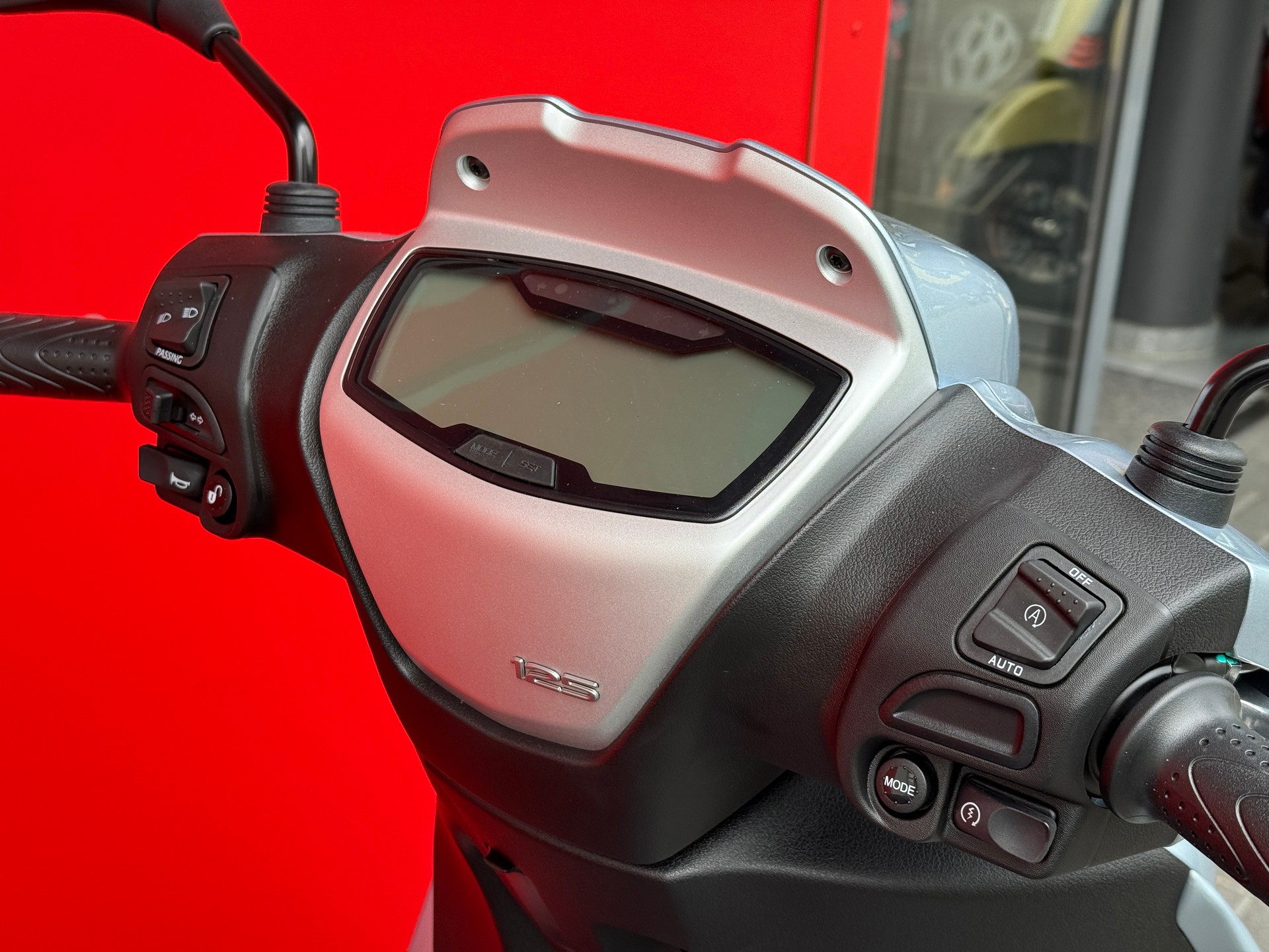 PIAGGIO Medley 125 E5+ - 8