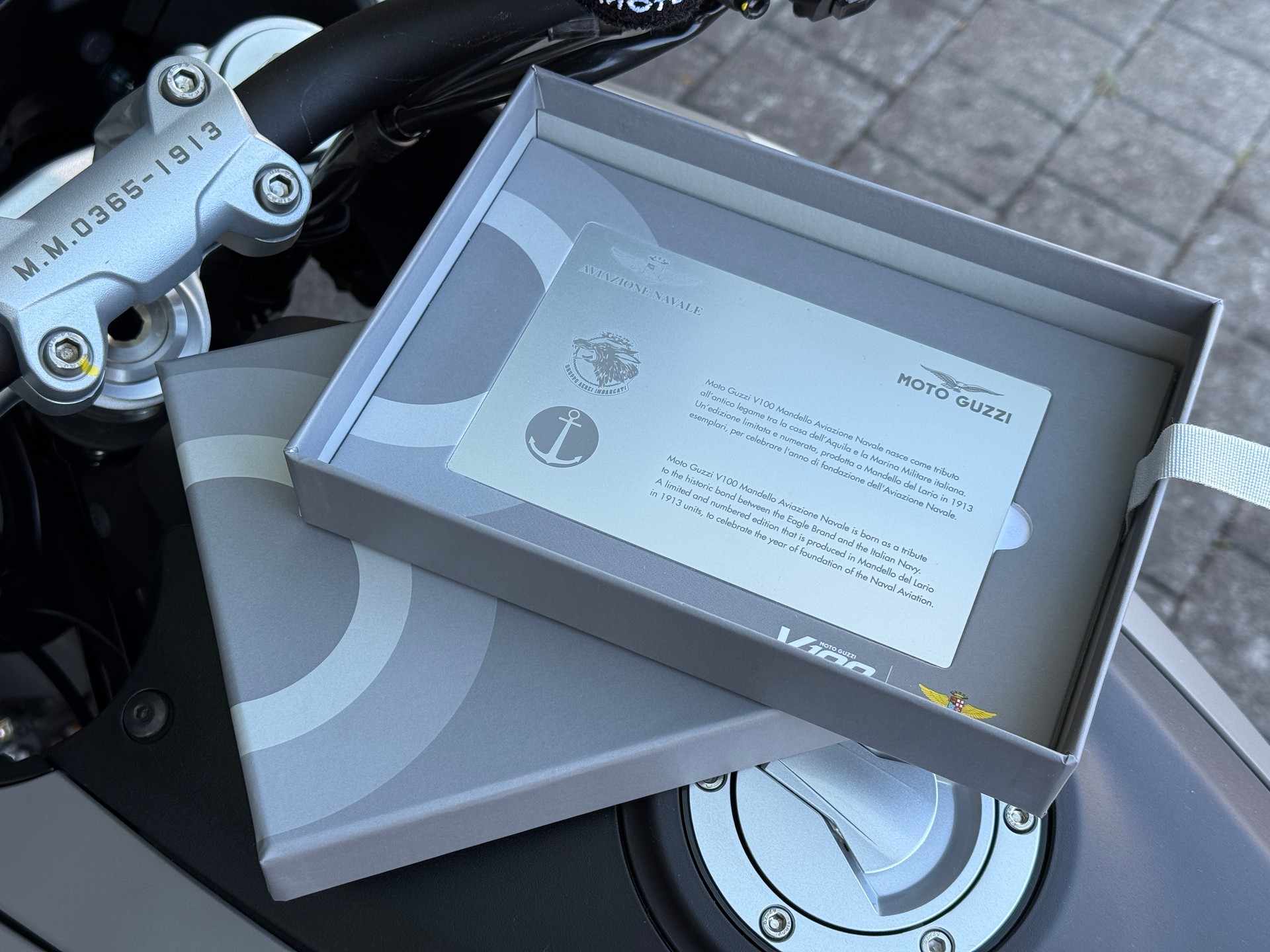 MOTO GUZZI V100 Mandello Aviazione Navale - 16