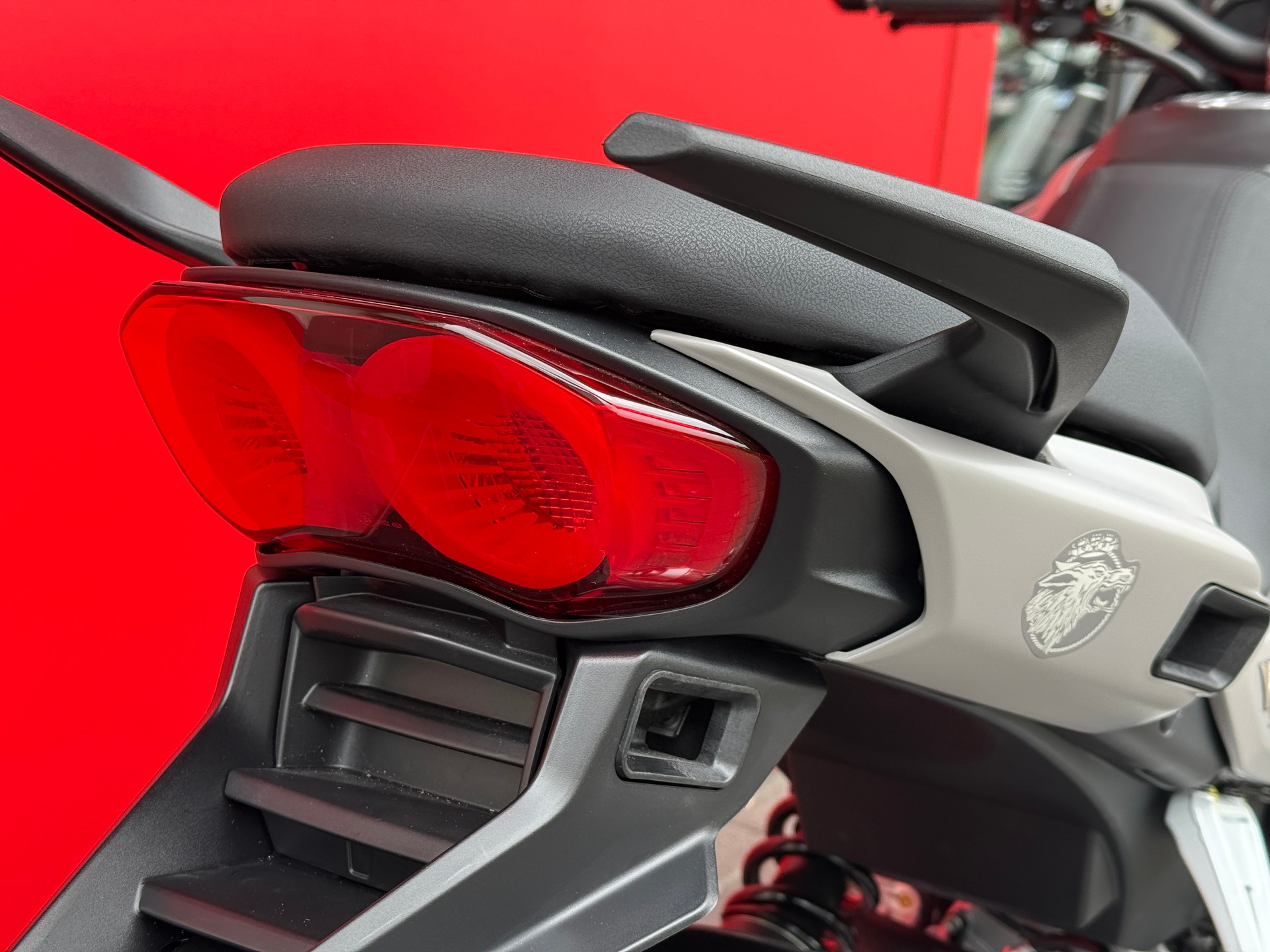 MOTO GUZZI V100 Mandello Aviazione Navale - 8