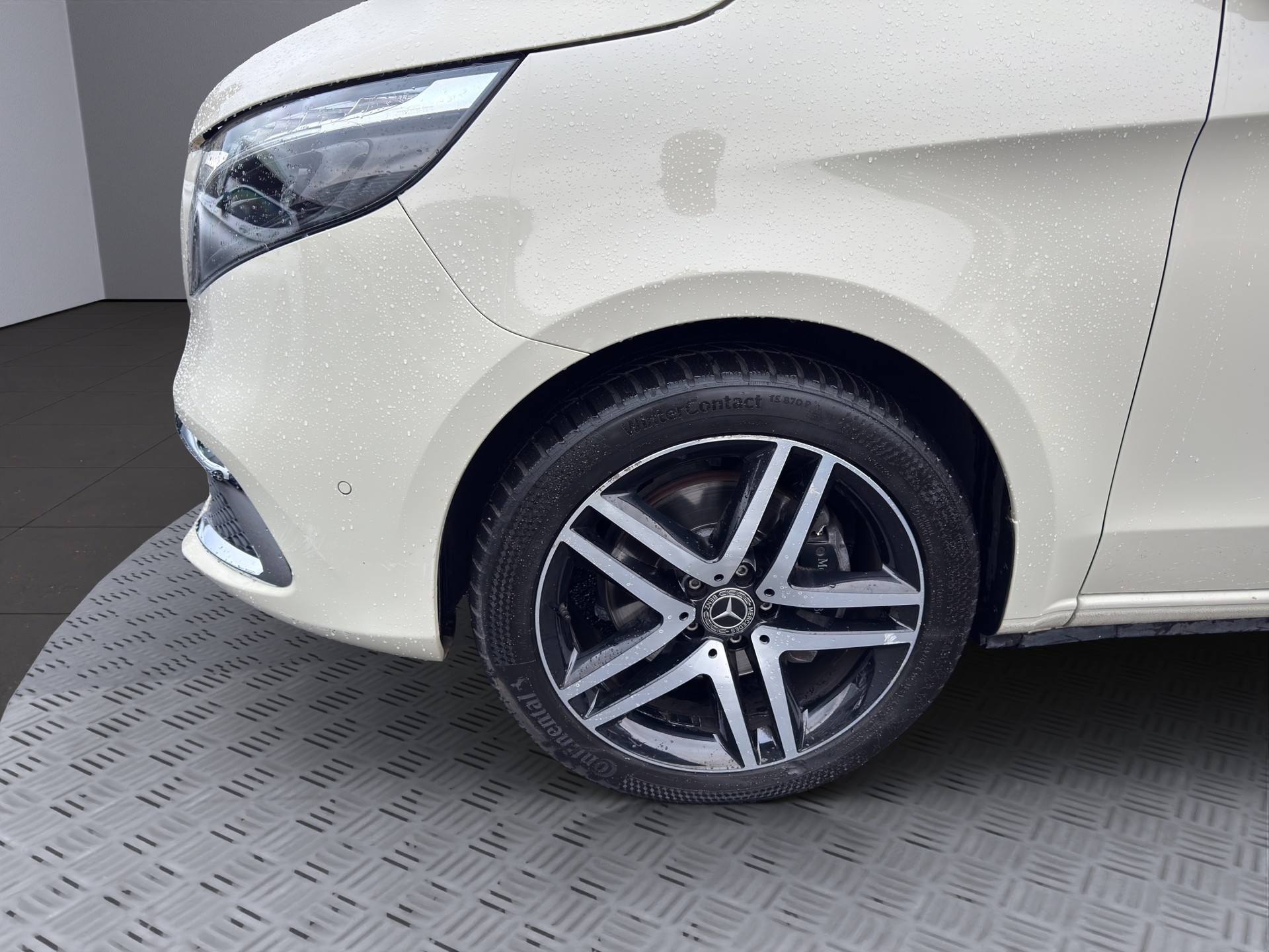 MERCEDES-BENZ V 300 d extralang Avantgarde 4Matic 9G-Tronic - 9