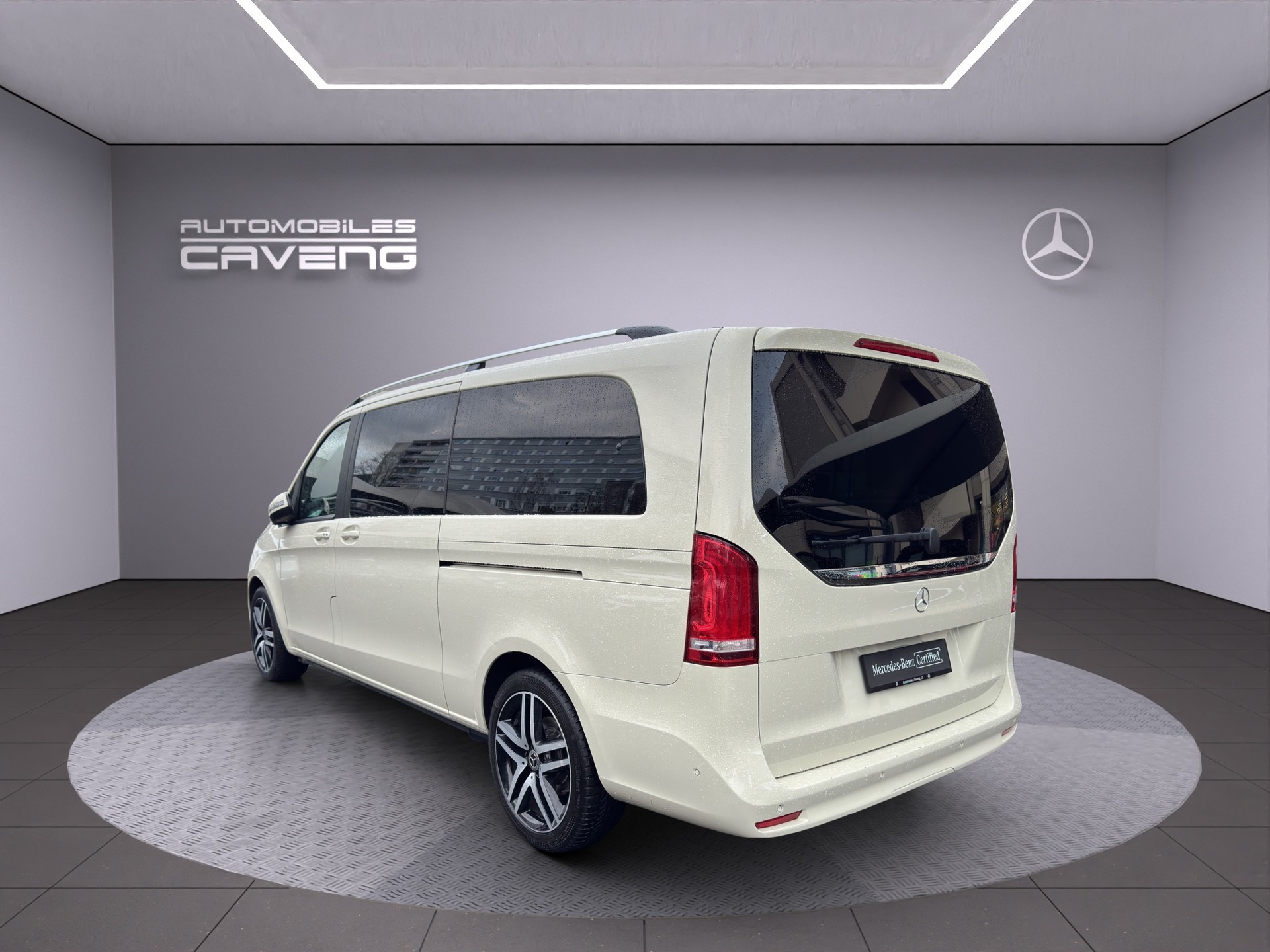 MERCEDES-BENZ V 300 d extralang Avantgarde 4Matic 9G-Tronic - 3