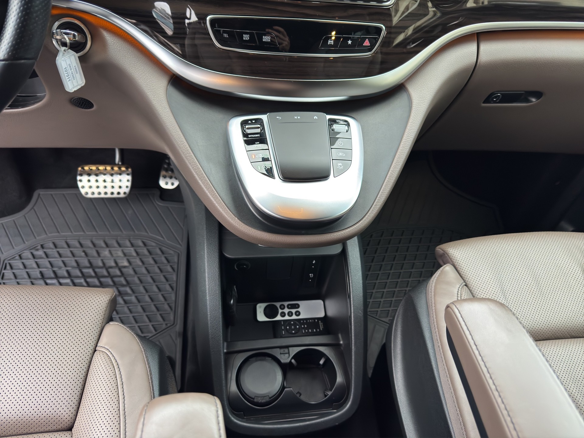 MERCEDES-BENZ V 300 d extralang Avantgarde 4Matic 9G-Tronic - 14