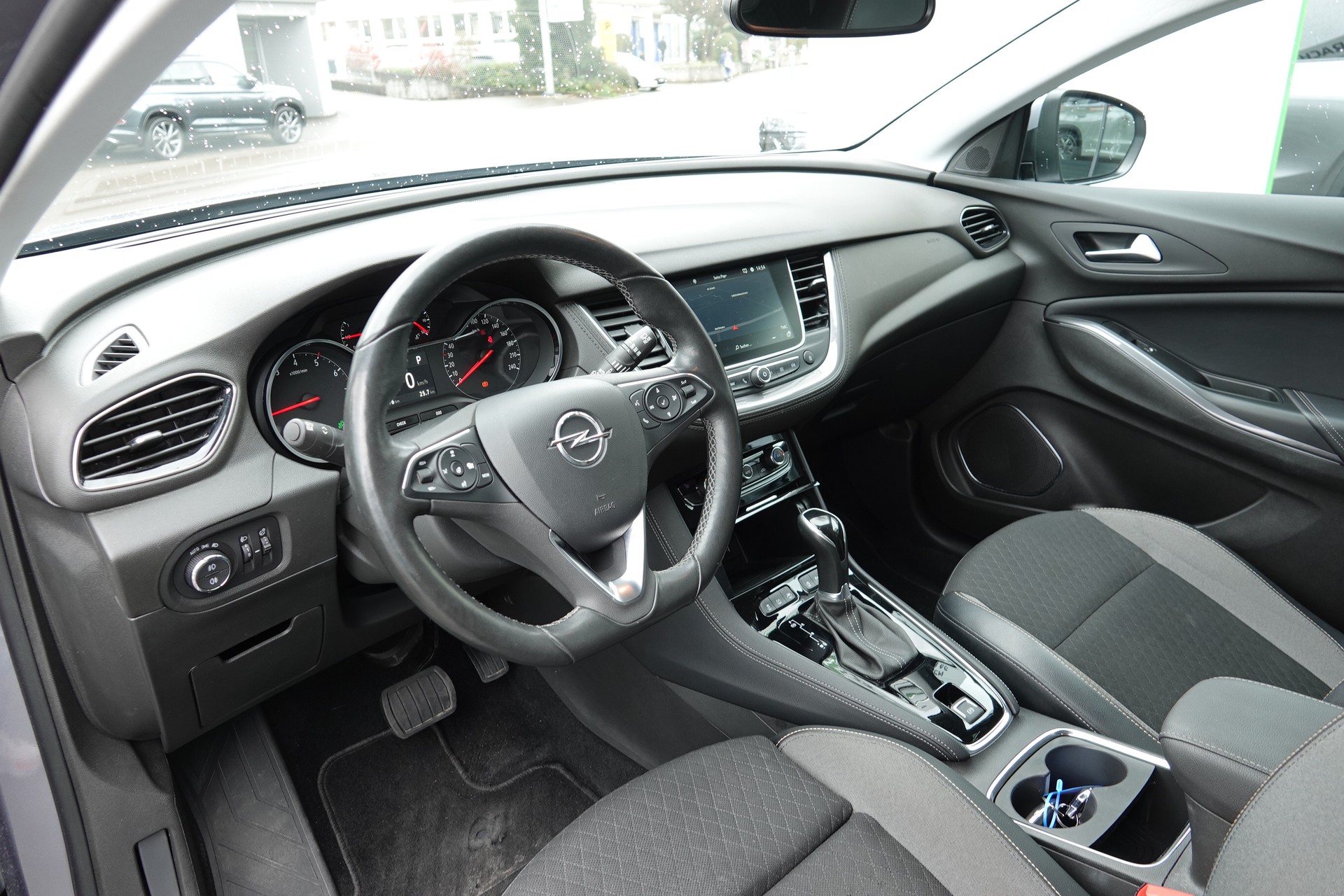 OPEL Grandland X 1.6 TP Excel - 9