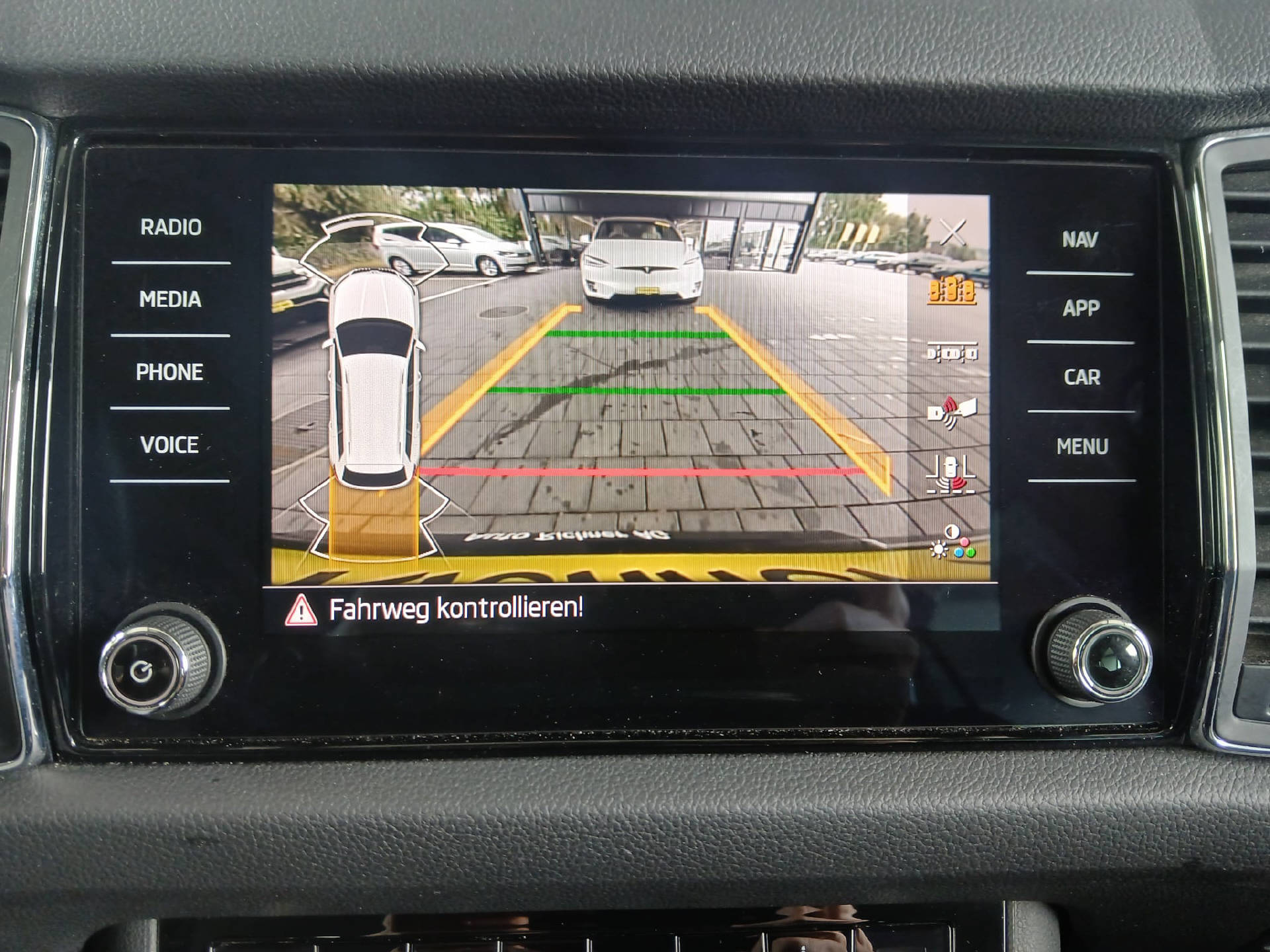 SKODA Kodiaq 2.0 TDI Ambition DSG-11