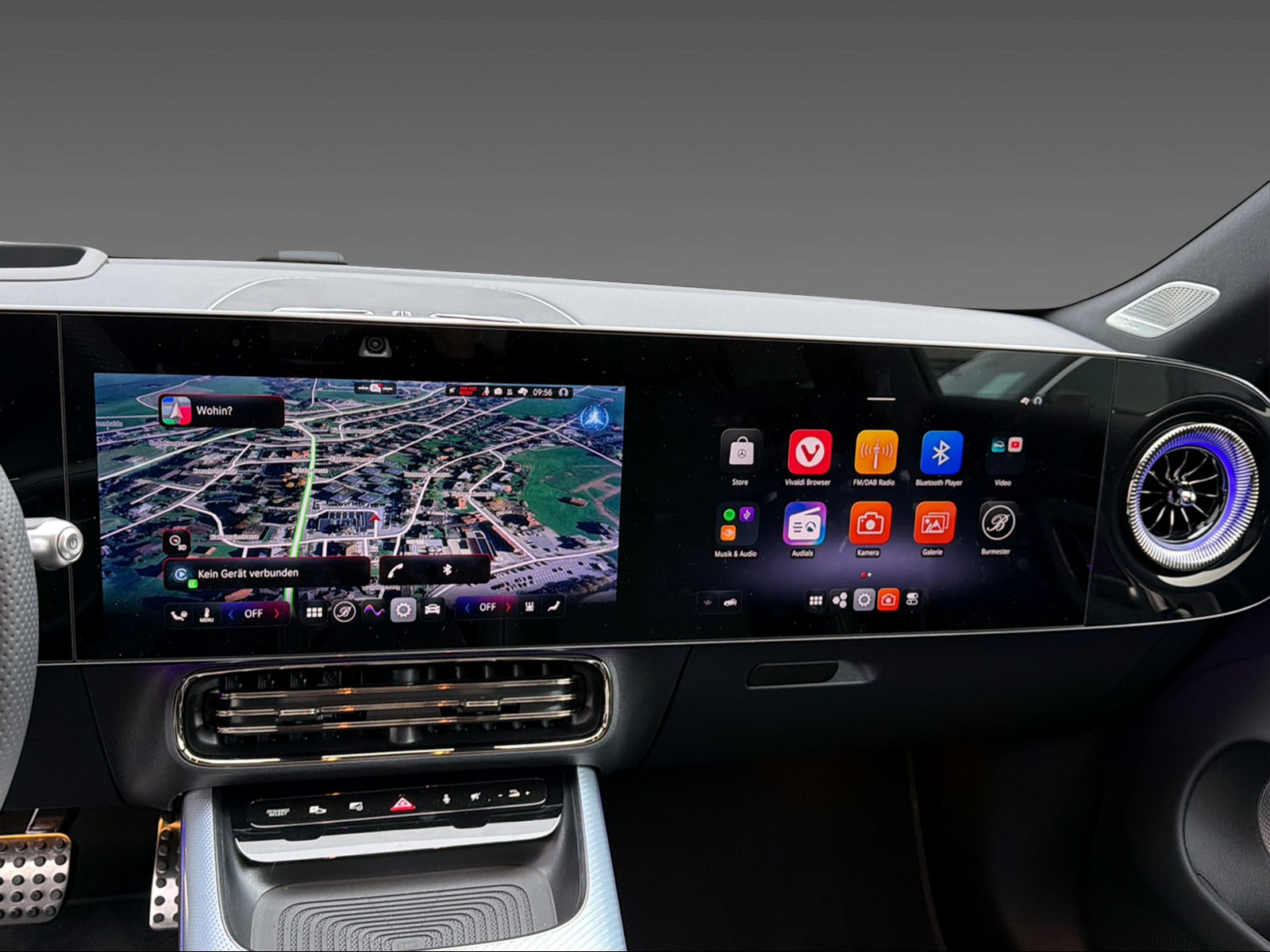 MERCEDES-BENZ CLA 350 4Matic EQ Technology - 13