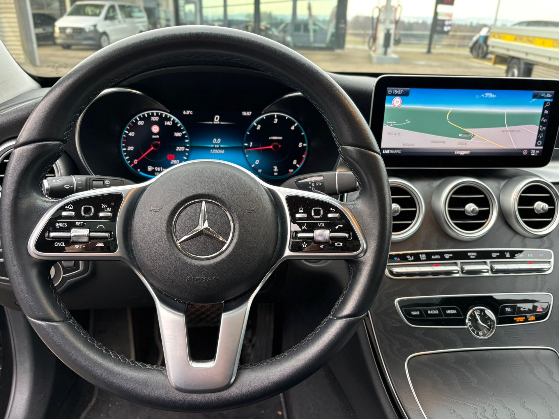 MERCEDES-BENZ C 220d Avantgarde 4Matic Kombi - 7