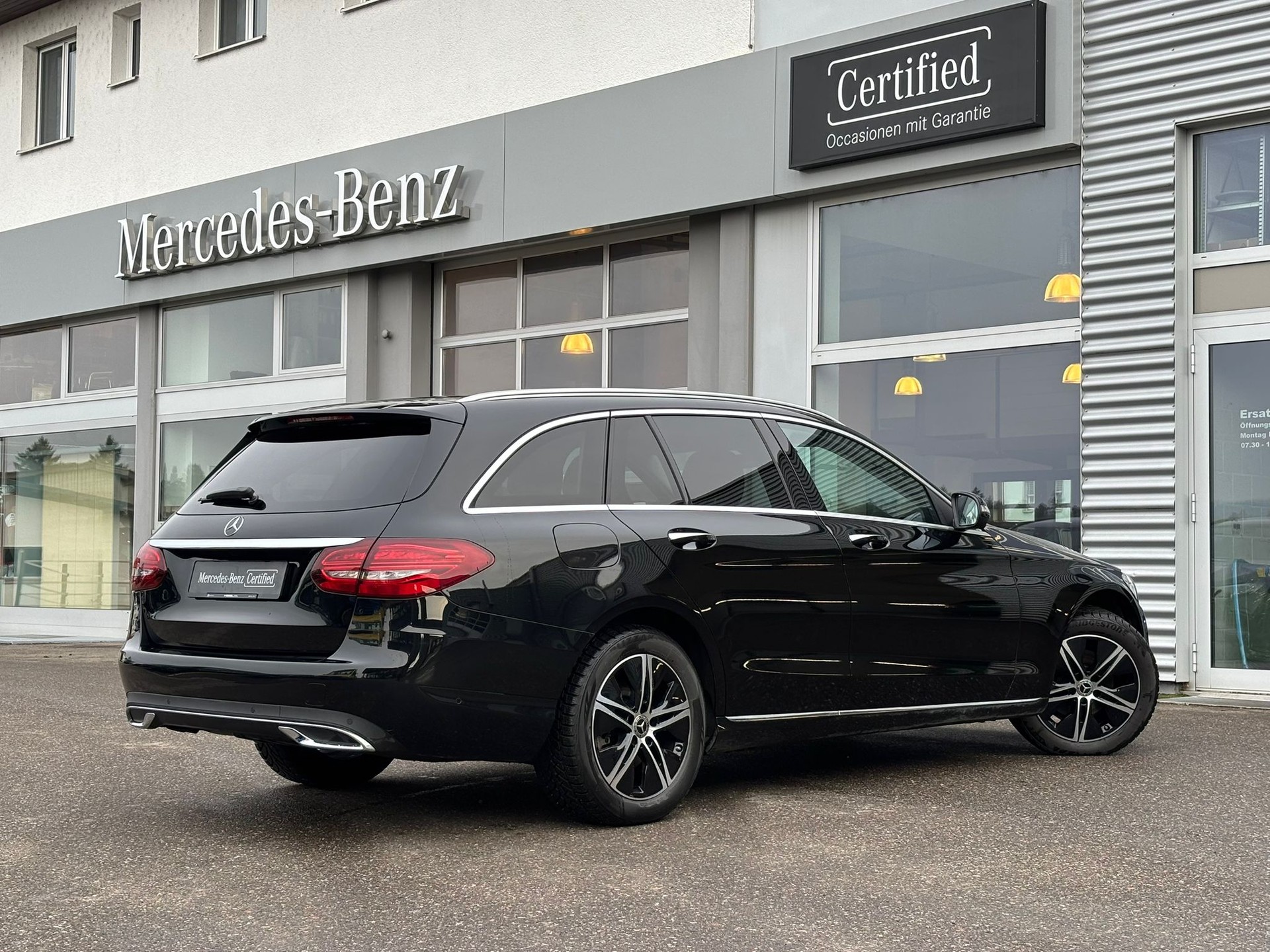 MERCEDES-BENZ C 220d Avantgarde 4Matic Kombi - 4