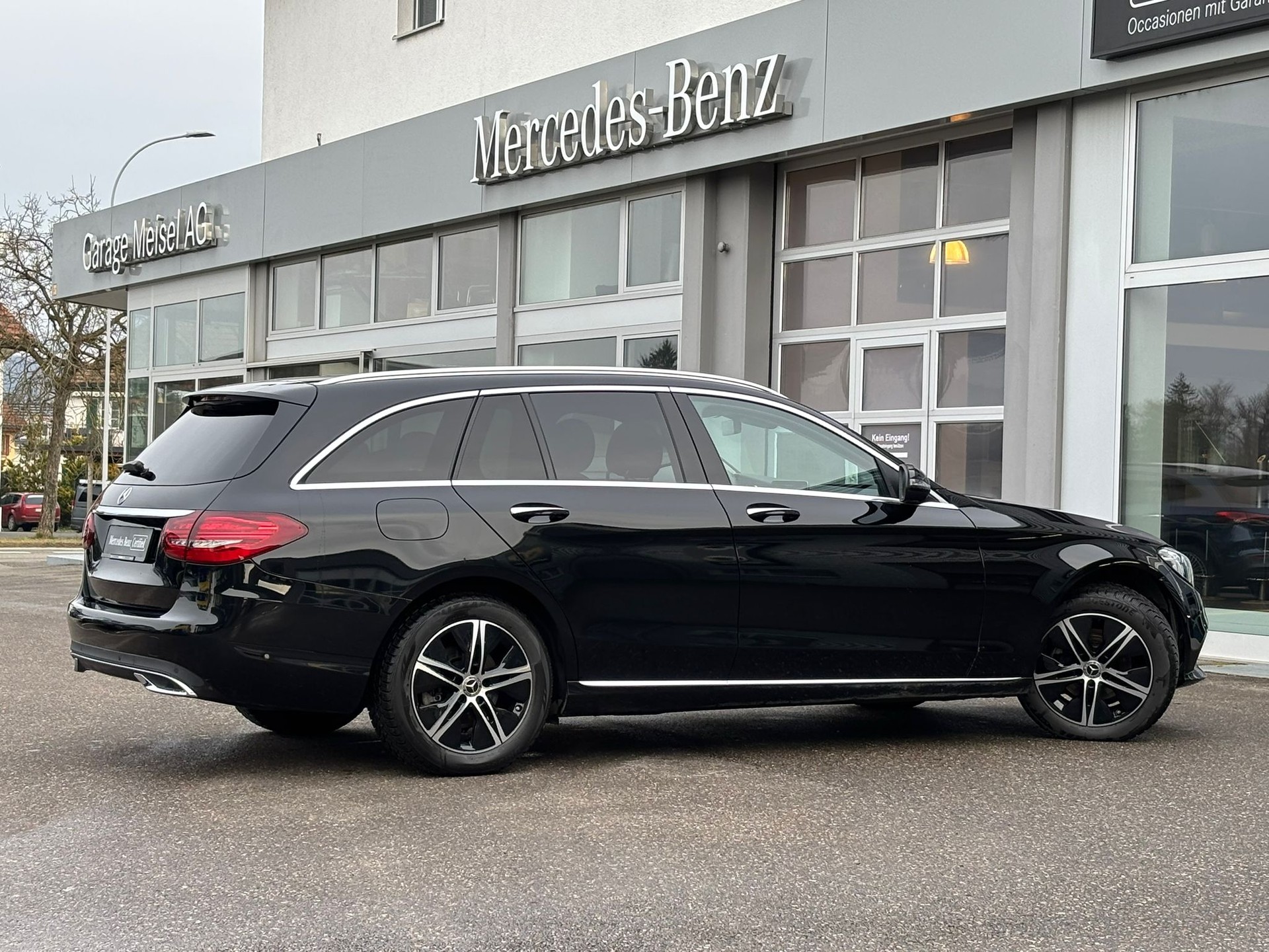 MERCEDES-BENZ C 220d Avantgarde 4Matic Kombi - 3