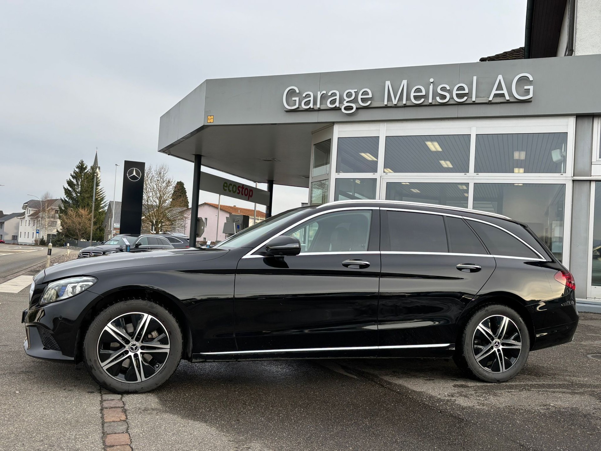 MERCEDES-BENZ C 220d Avantgarde 4Matic Kombi - 6