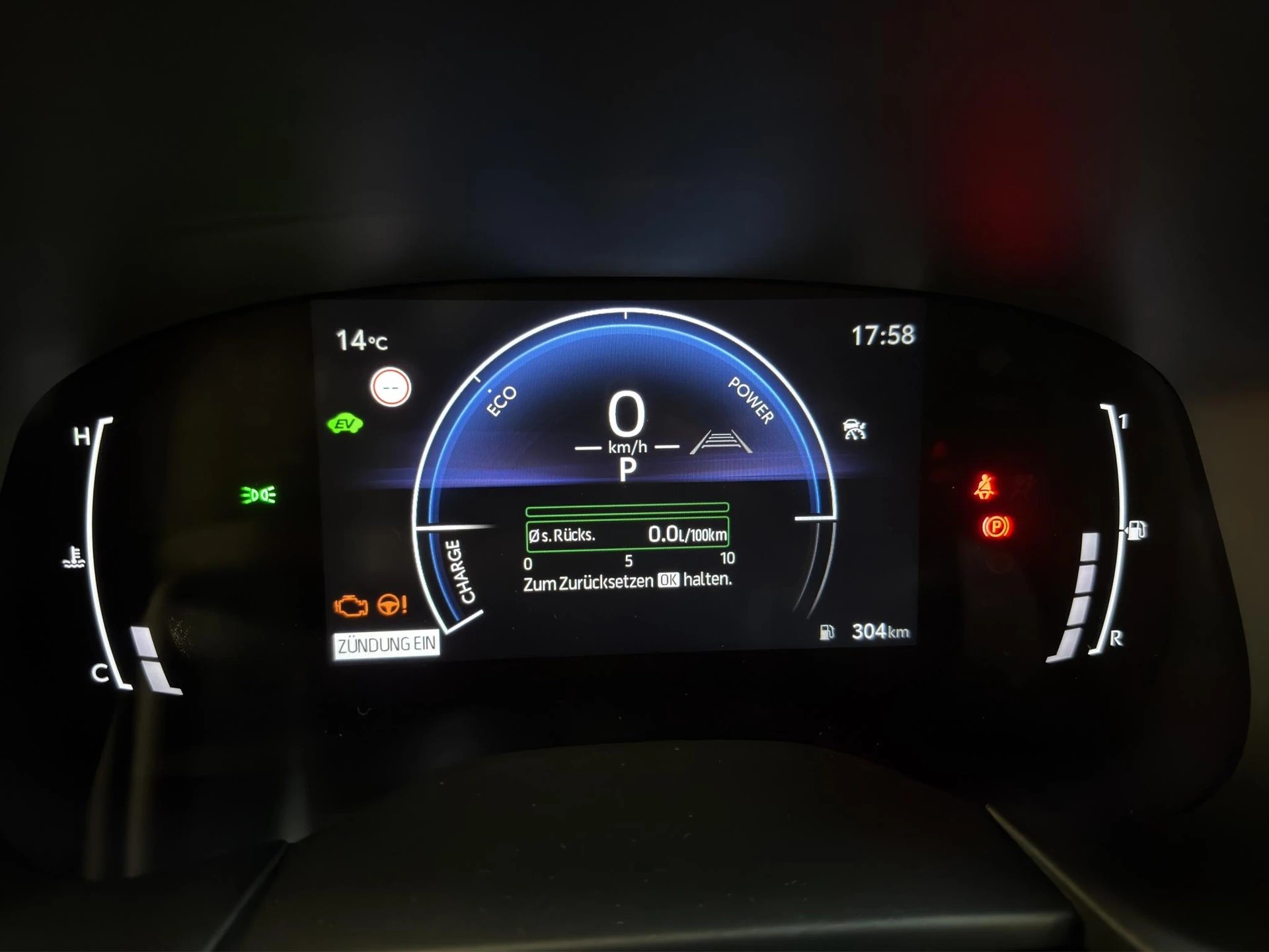 TOYOTA TOYOTA Aygo X 1.5 VVT-i HSD Trend - 11