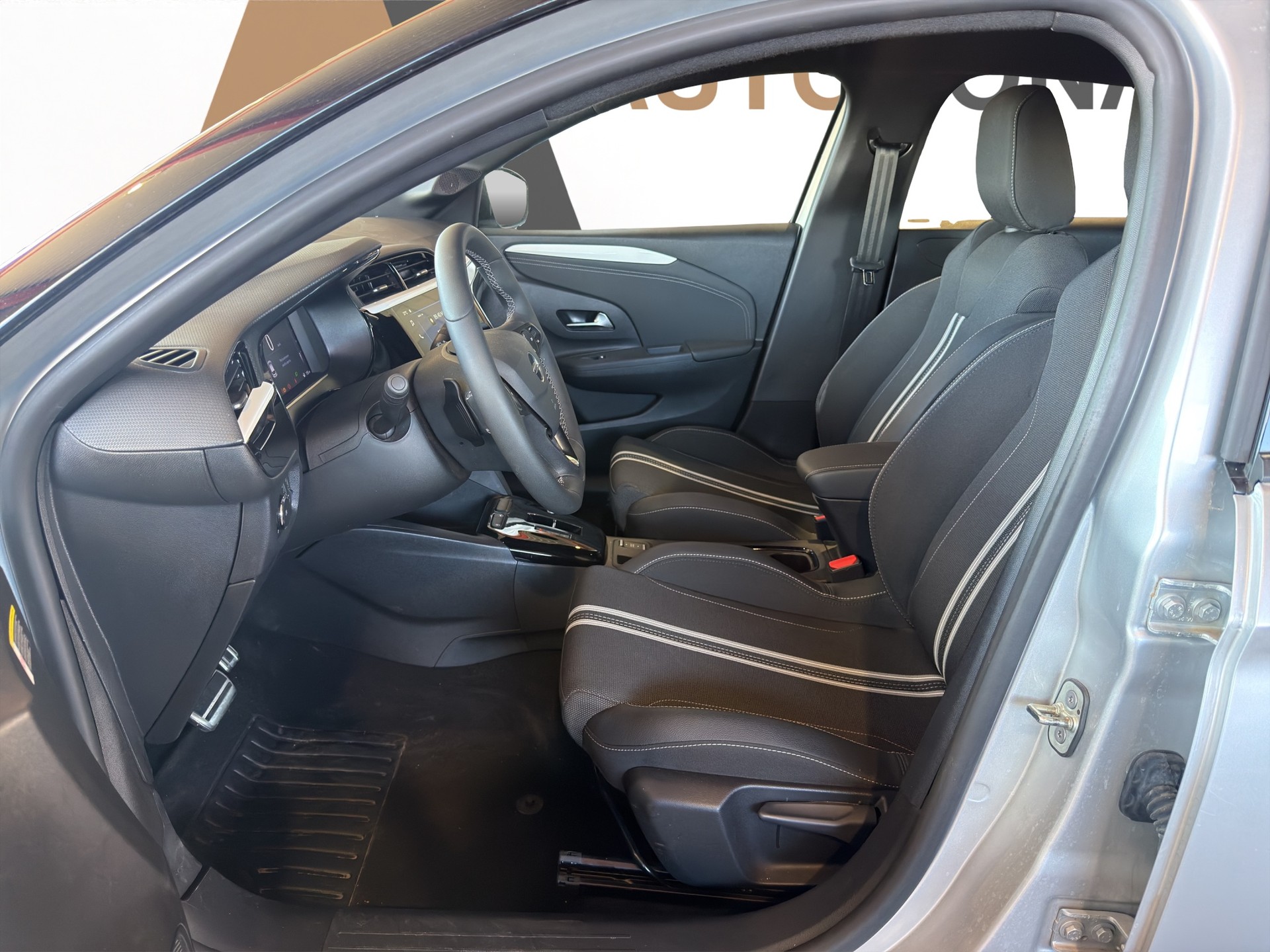 OPEL Corsa 1.2 T GS - 9