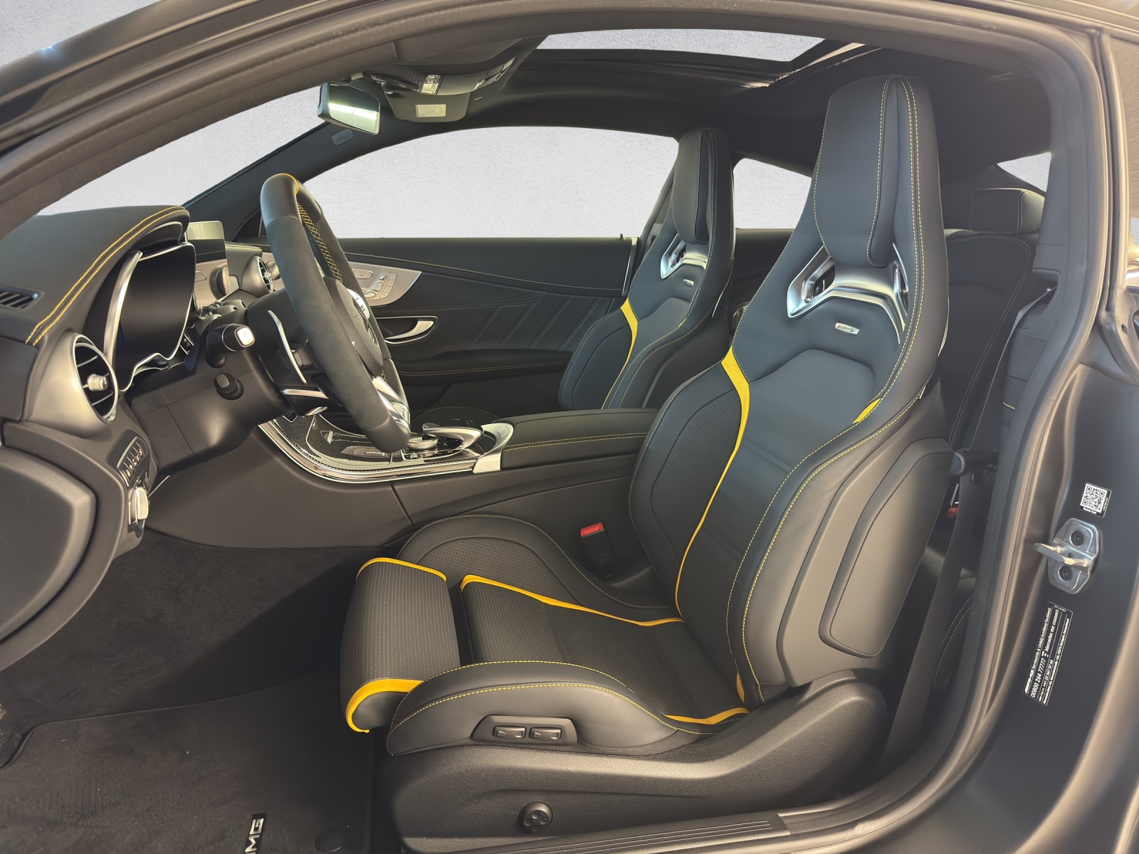 MERCEDES-BENZ C 63 S AMG Premium + 9G-tronic - 7
