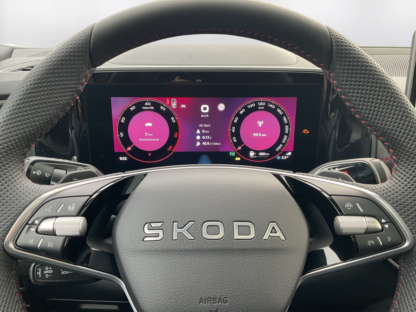 SKODA Kodiaq 2.0 TSI RS 4x4 - 8