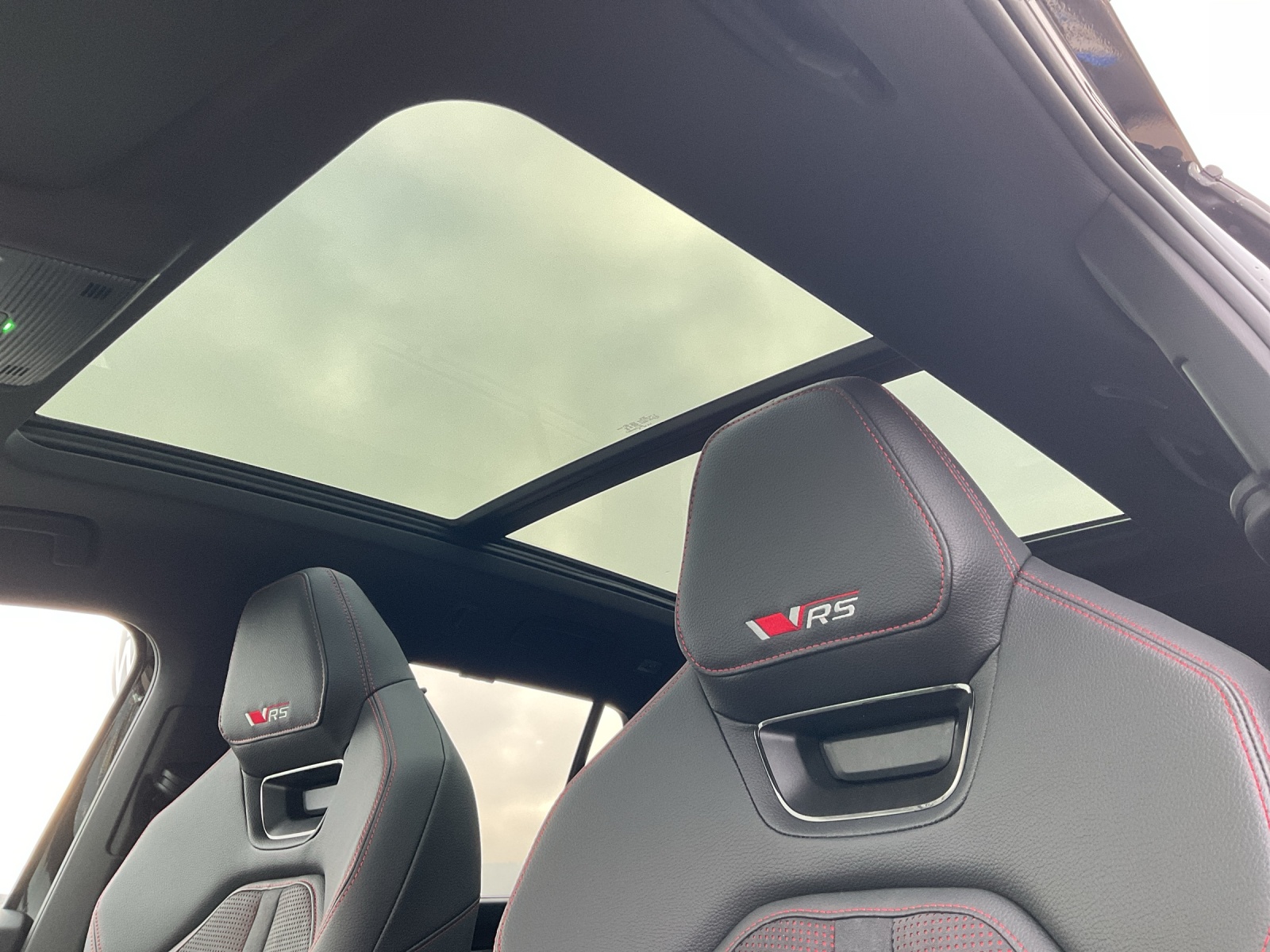 SKODA Kodiaq 2.0 TSI RS 4x4 - 15