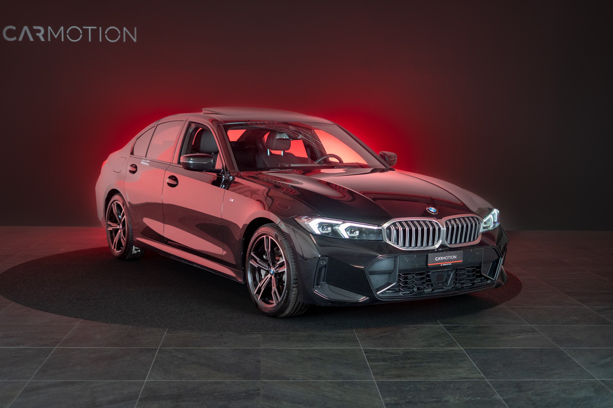 330d xDrive SAG / LCI / Glasdach / Rückfahrkamera / Ambientebeleuchtung