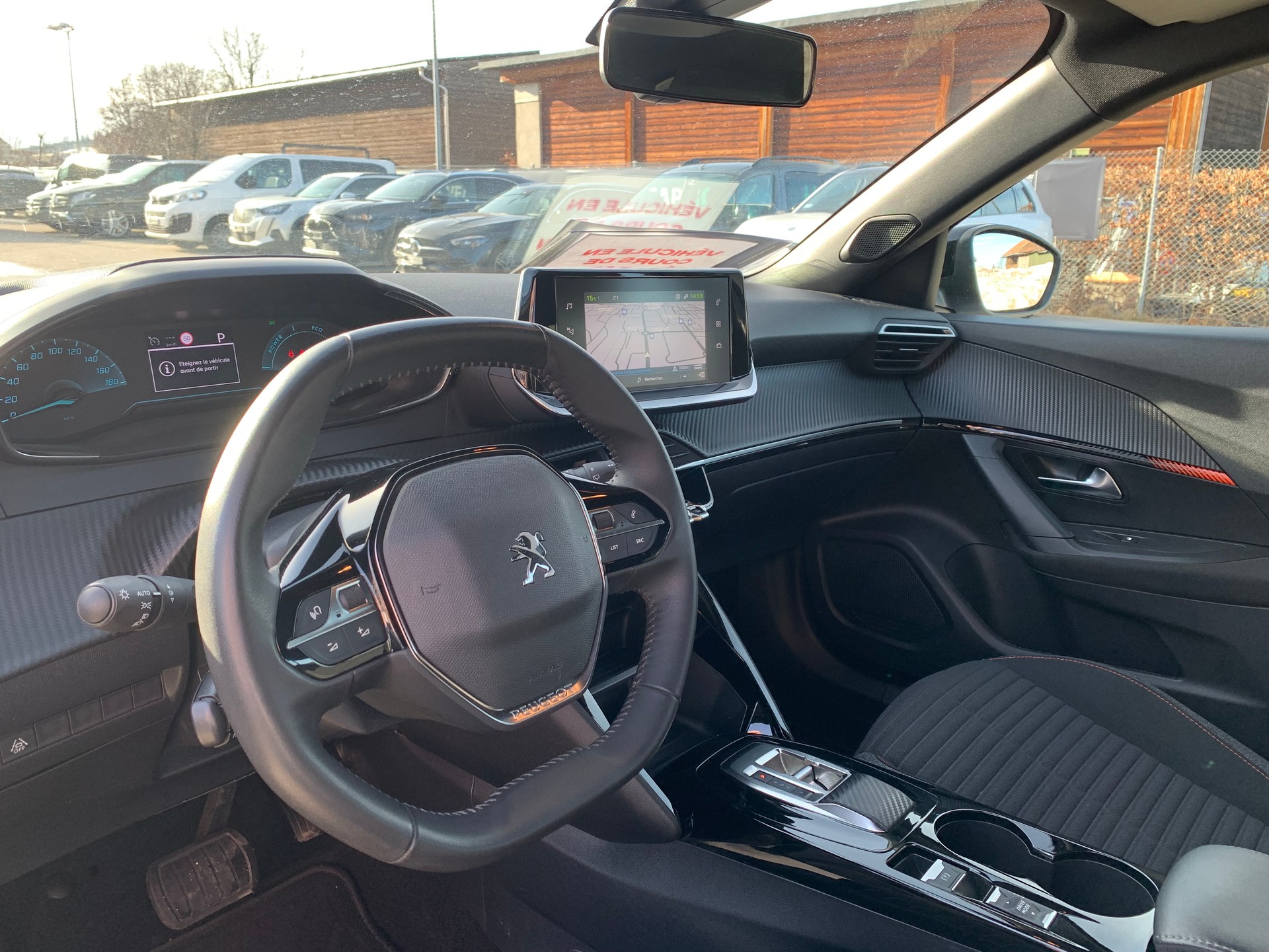 PEUGEOT 2008 e Active Pack - 7