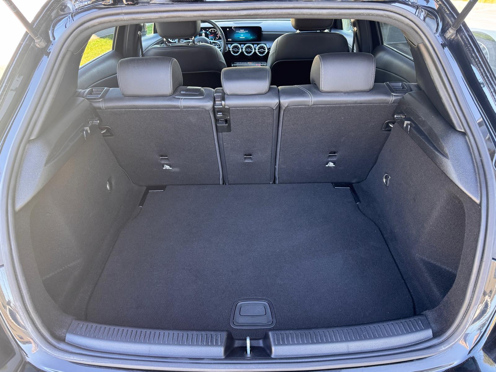 MERCEDES-BENZ A 180 7G-DCT - 8