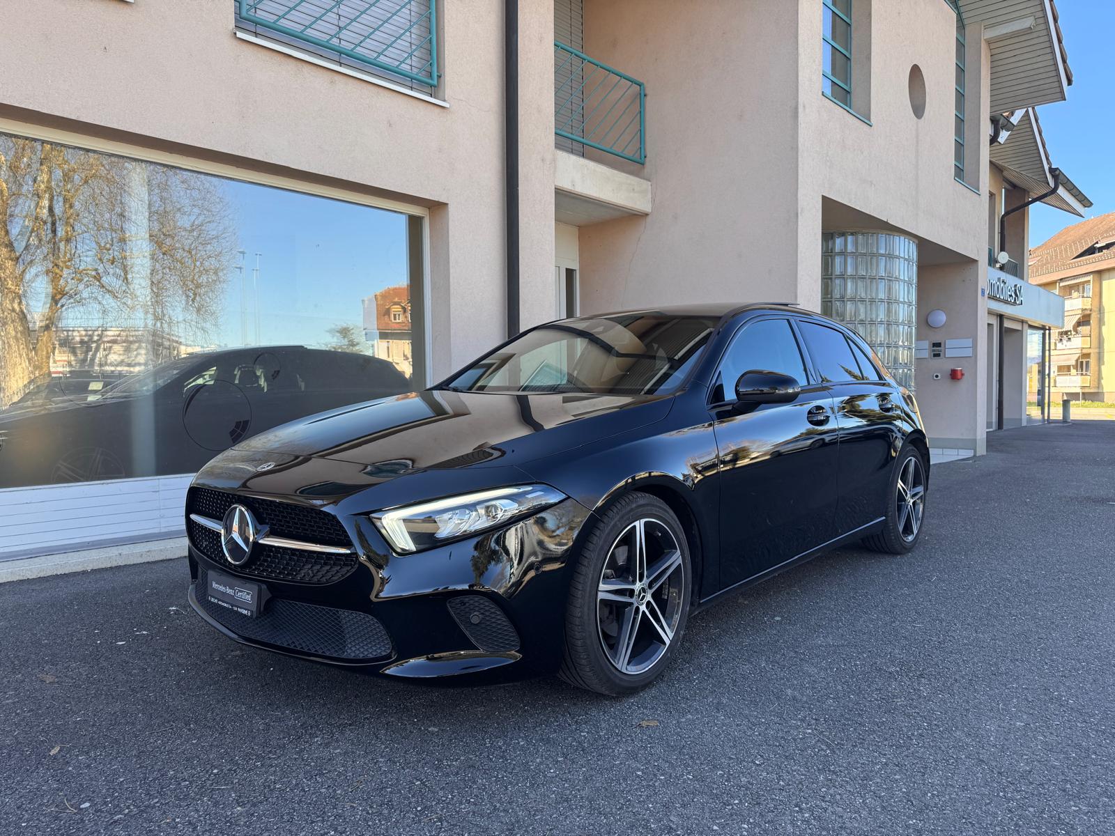 MERCEDES-BENZ A 180 7G-DCT - 9