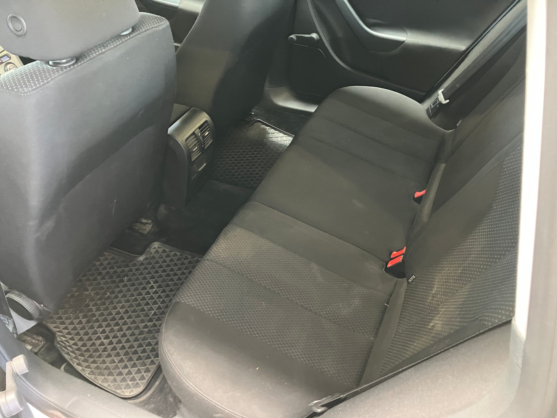 VW Passat Variant 2.0 TDI Trendline DSG - 21