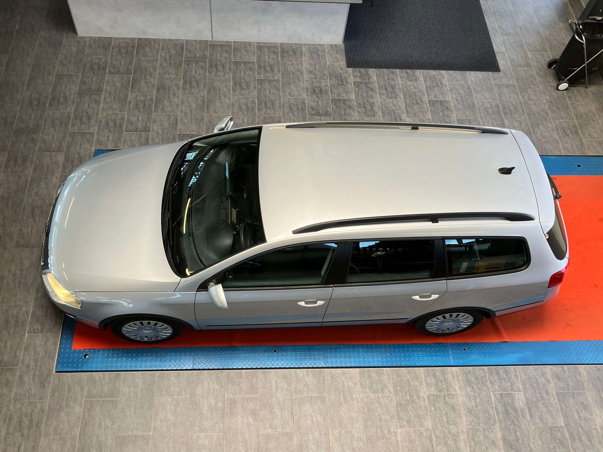 VW Passat Variant 2.0 TDI Trendline DSG - 15