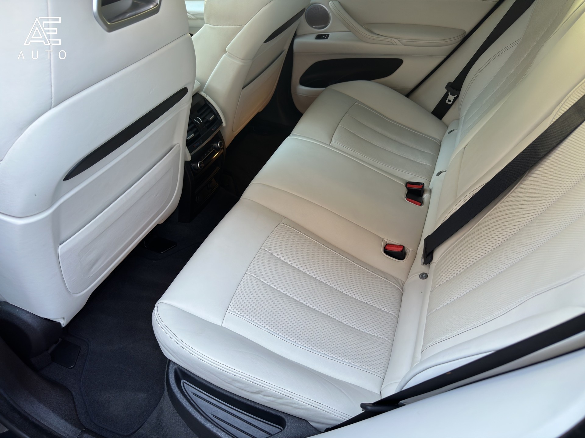 BMW X6M Steptronic - 11