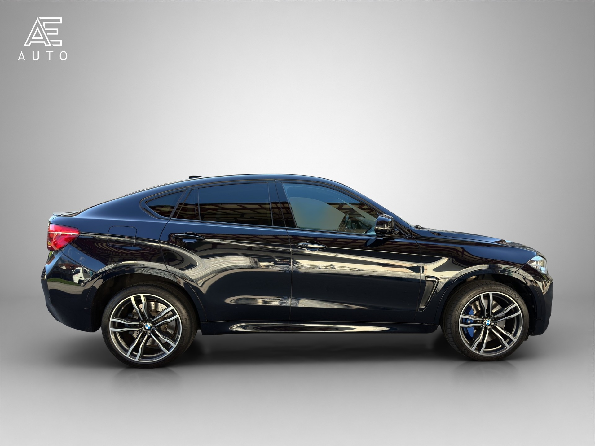BMW X6M Steptronic - 7