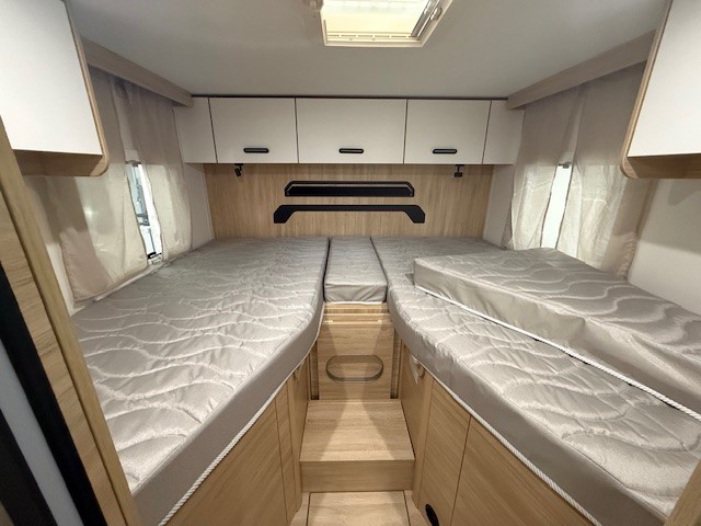 CHALLENGER 317 ULTIMATE EDITION FIAT - 12