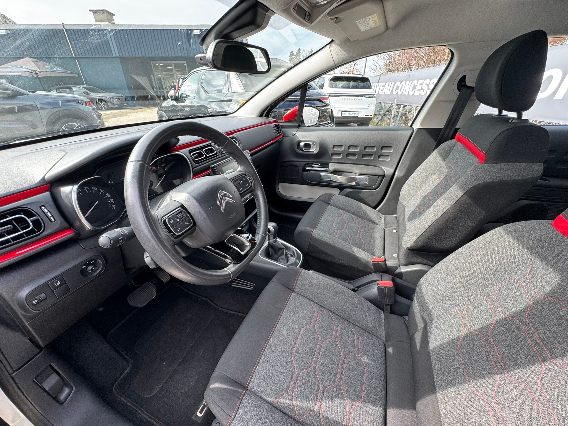 CITROEN C3 1.2i PureTech Feel EAT - 6