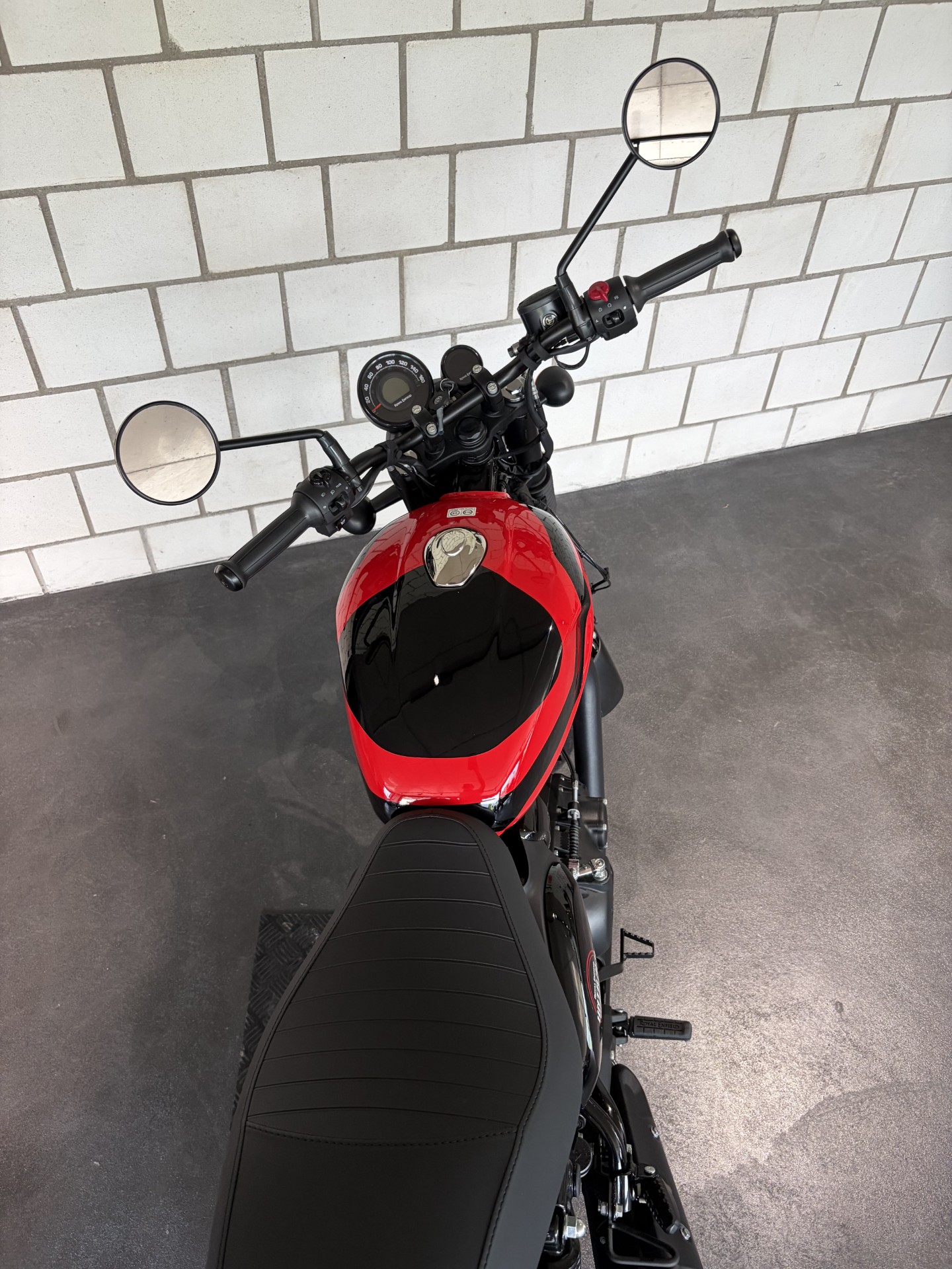 ROYAL ENFIELD Hntr 350 Rebel - 4