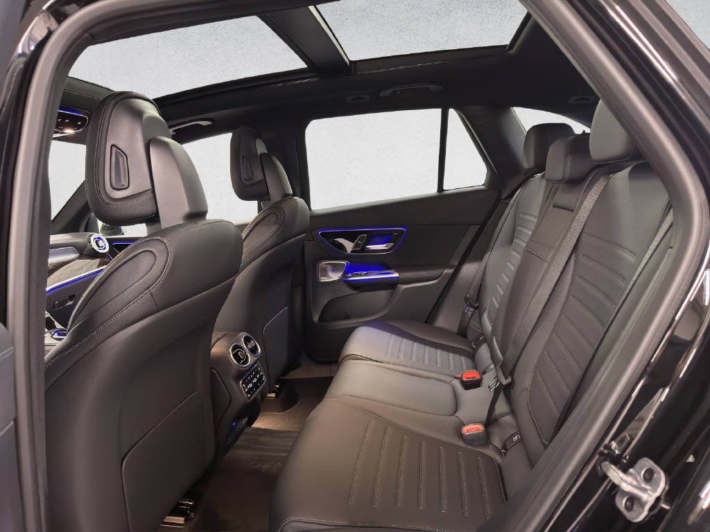 MERCEDES-BENZ GLC 220 d AMG Line 4Matic - 13