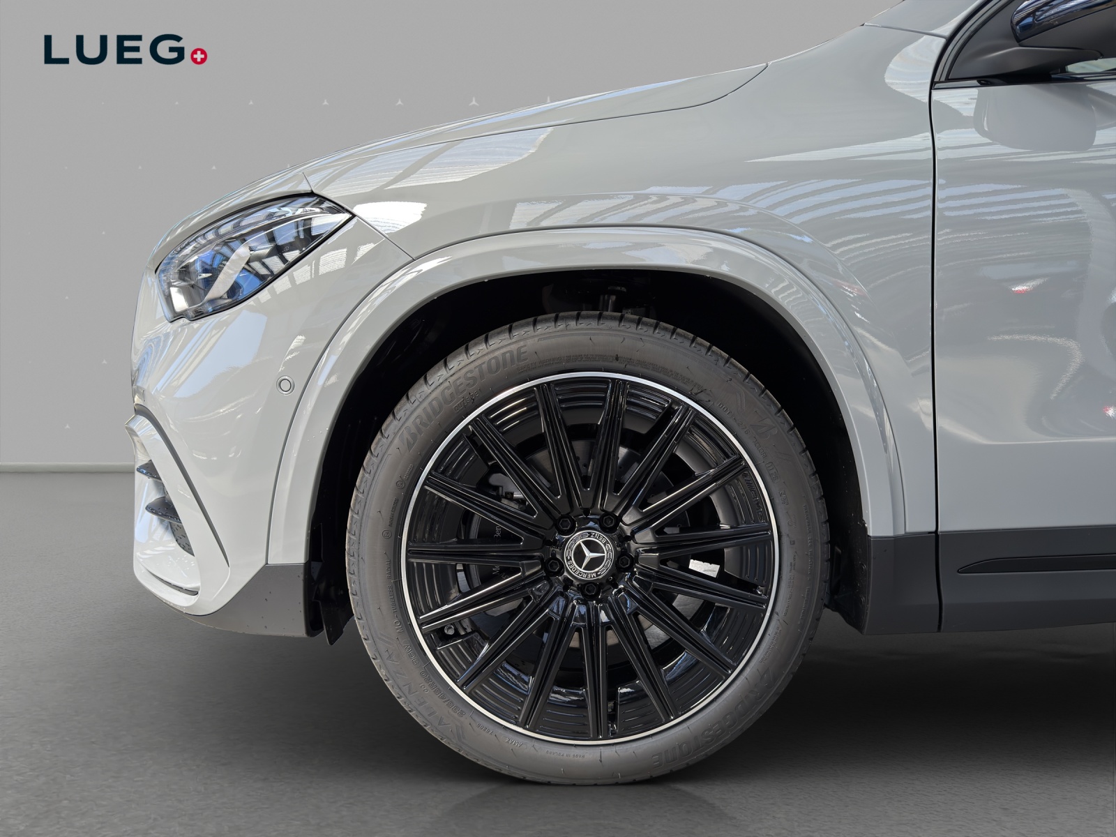 MERCEDES-BENZ GLA 200 Night Star 7G-DCT - 7