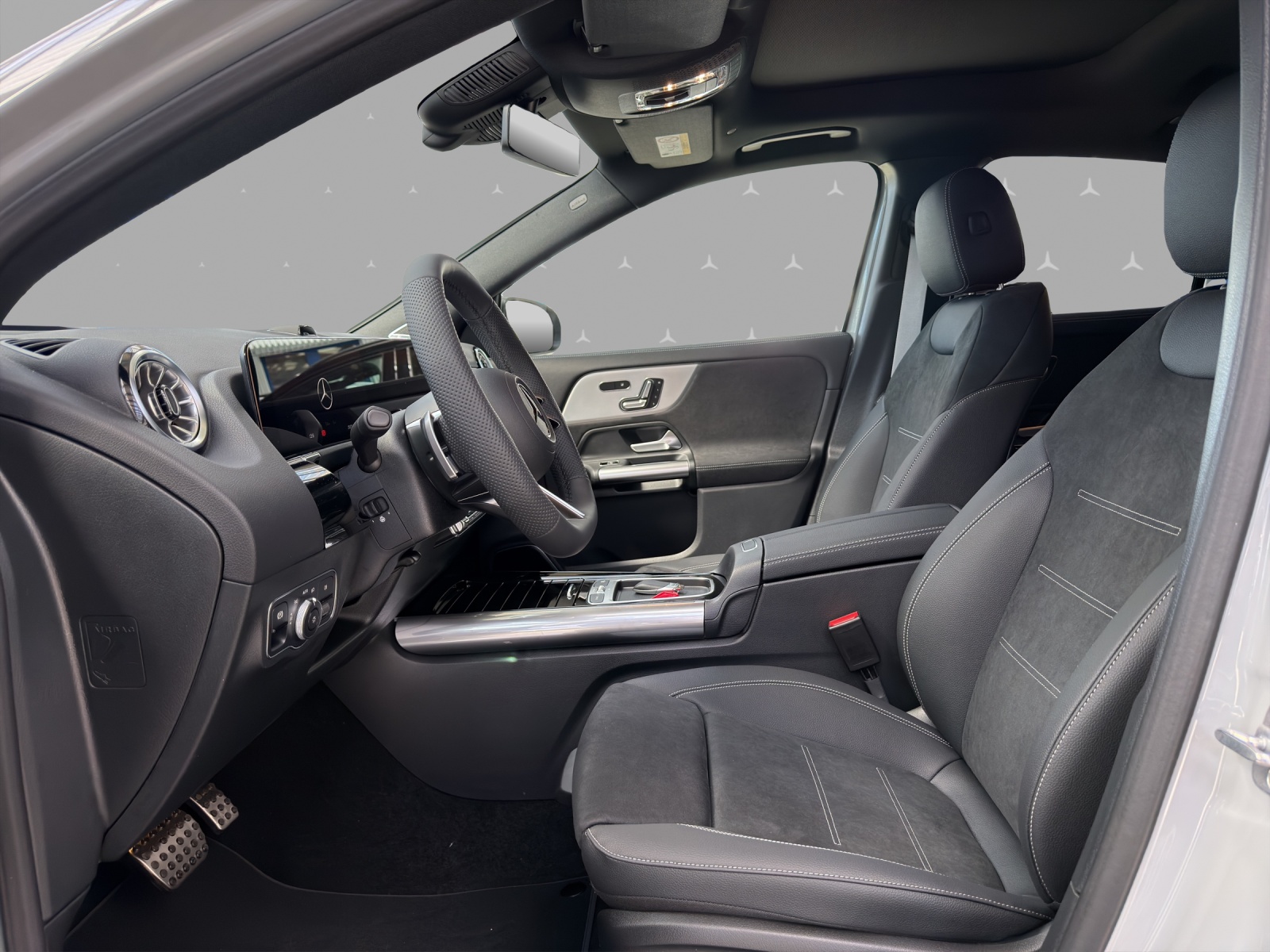 MERCEDES-BENZ GLA 200 Night Star 7G-DCT - 8