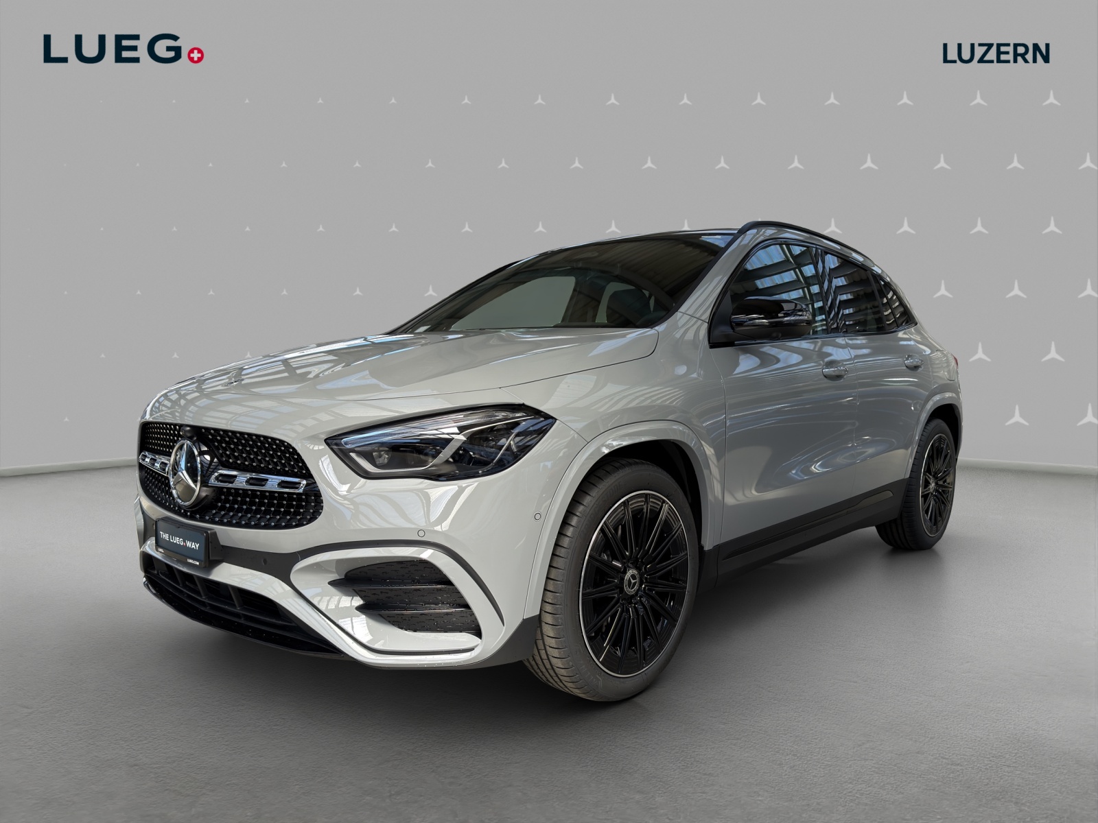 MERCEDES-BENZ GLA 200 Night Star 7G-DCT