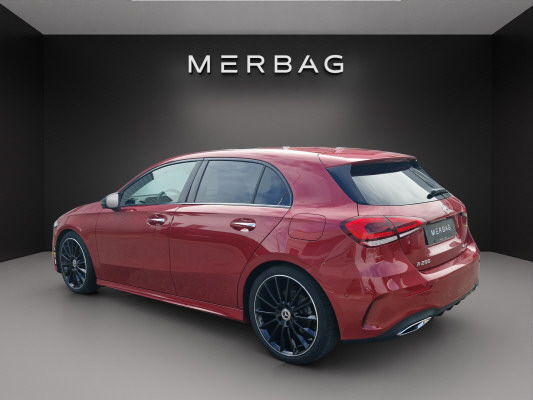 MERCEDES-BENZ A 250 AMG Line 4Matic - 5
