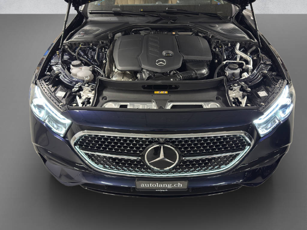 MERCEDES-BENZ E 220 d AMG Line 4Matic - 9