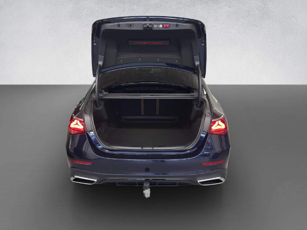 MERCEDES-BENZ E 220 d AMG Line 4Matic - 8