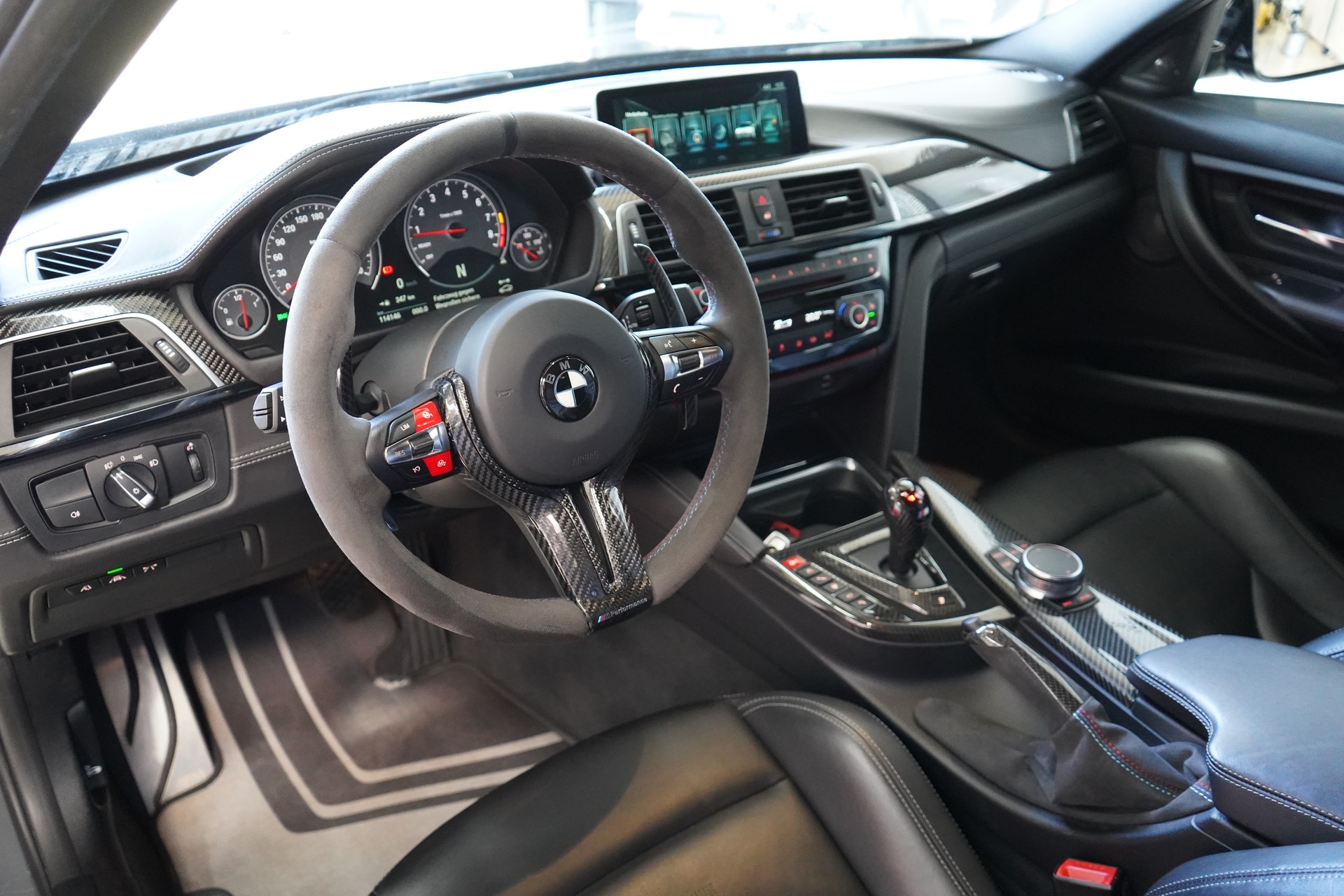 BMW M3 Competition Drivelogic / Grigio Telesto Perl ** - 17