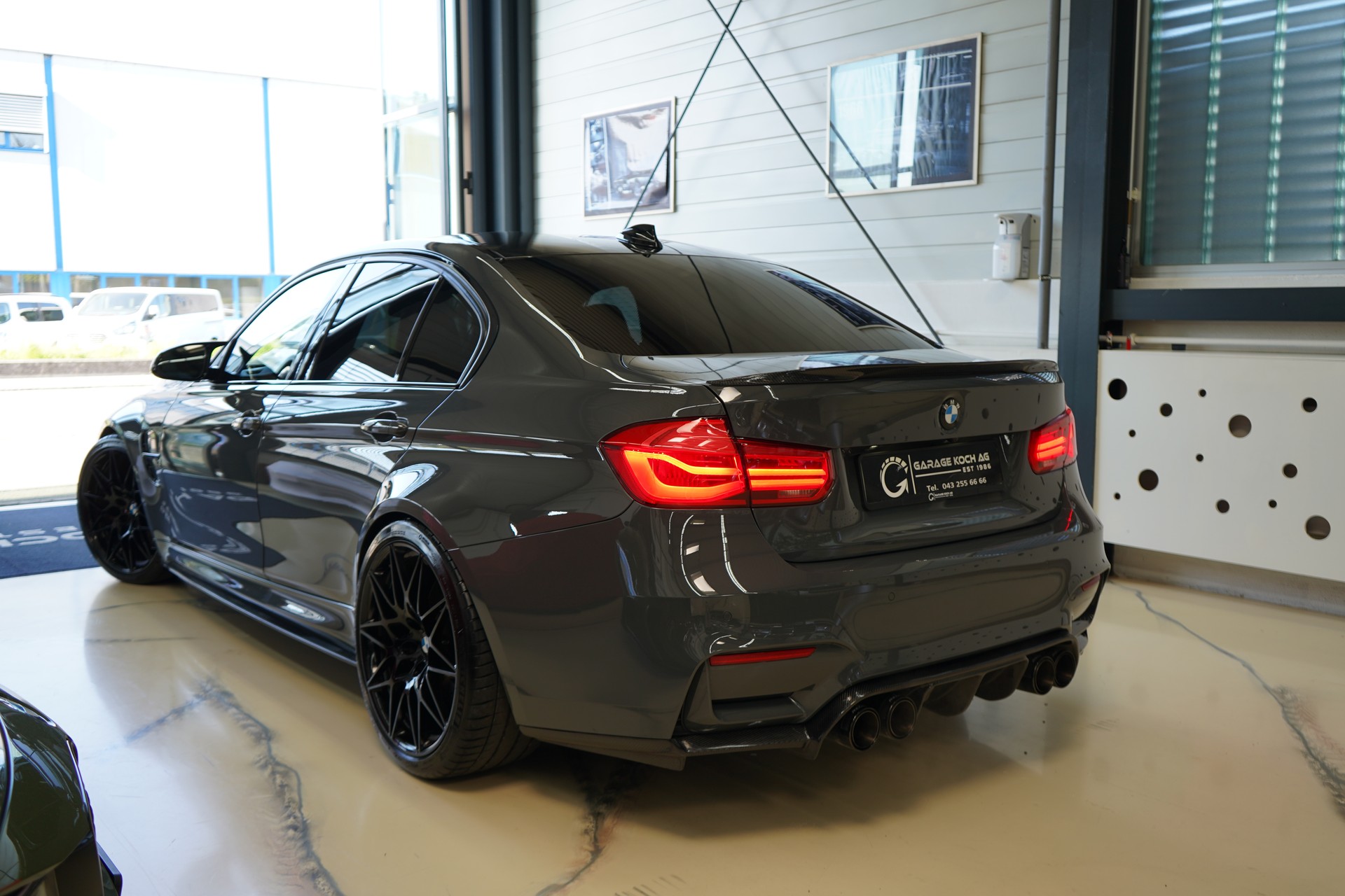 BMW M3 Competition Drivelogic / Grigio Telesto Perl ** - 5
