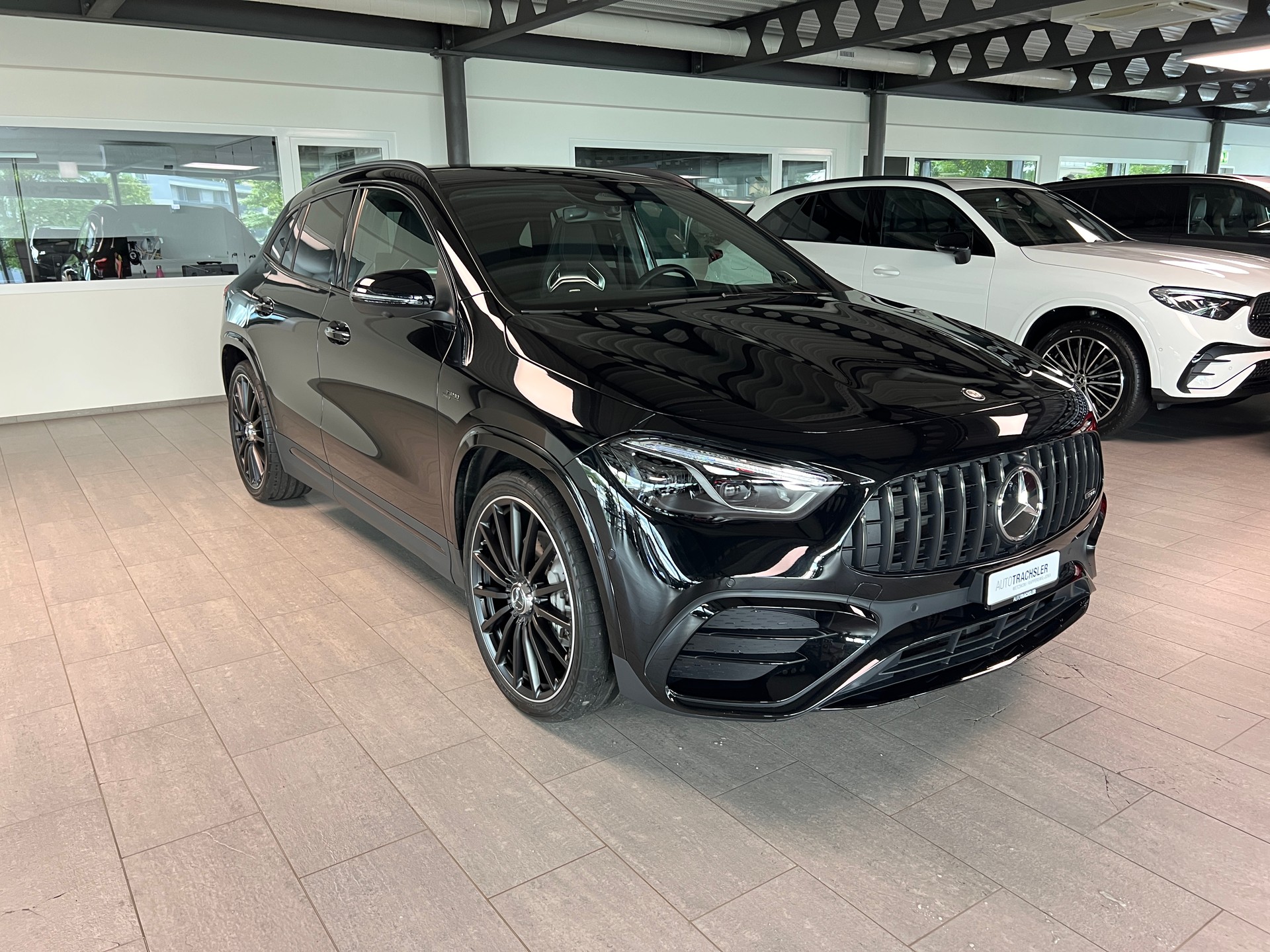 MERCEDES-BENZ GLA AMG 35 4Matic 8G-DCT - 2