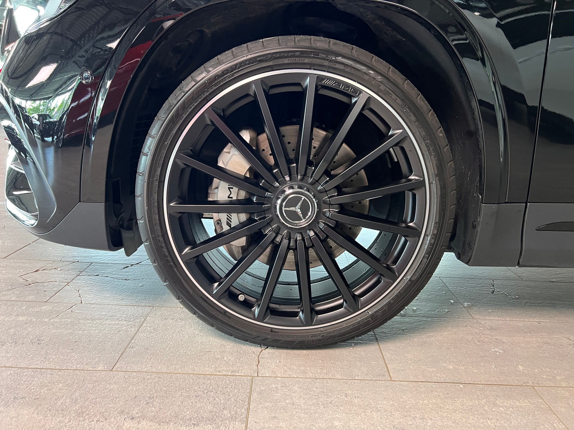 MERCEDES-BENZ GLA AMG 35 4Matic 8G-DCT - 5