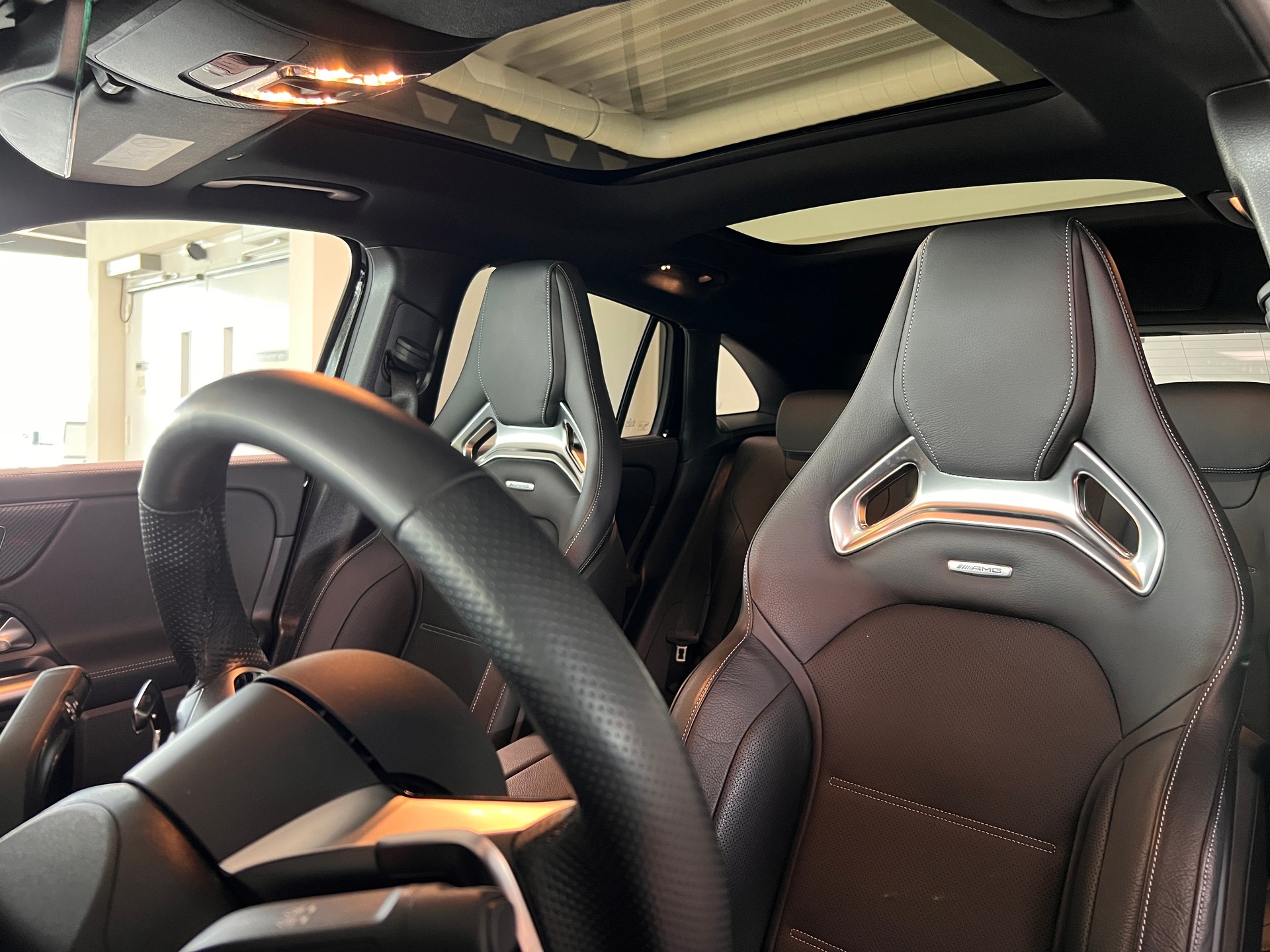 MERCEDES-BENZ GLA AMG 35 4Matic 8G-DCT - 12