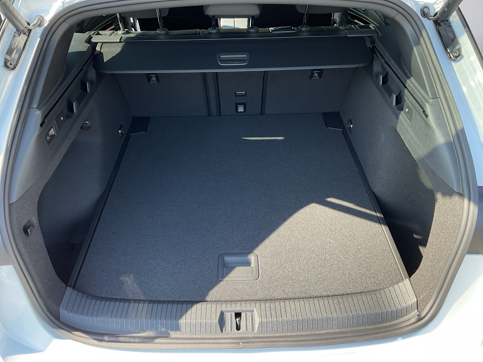 VW ID.7 Tourer Pro 77 kWh United - 12