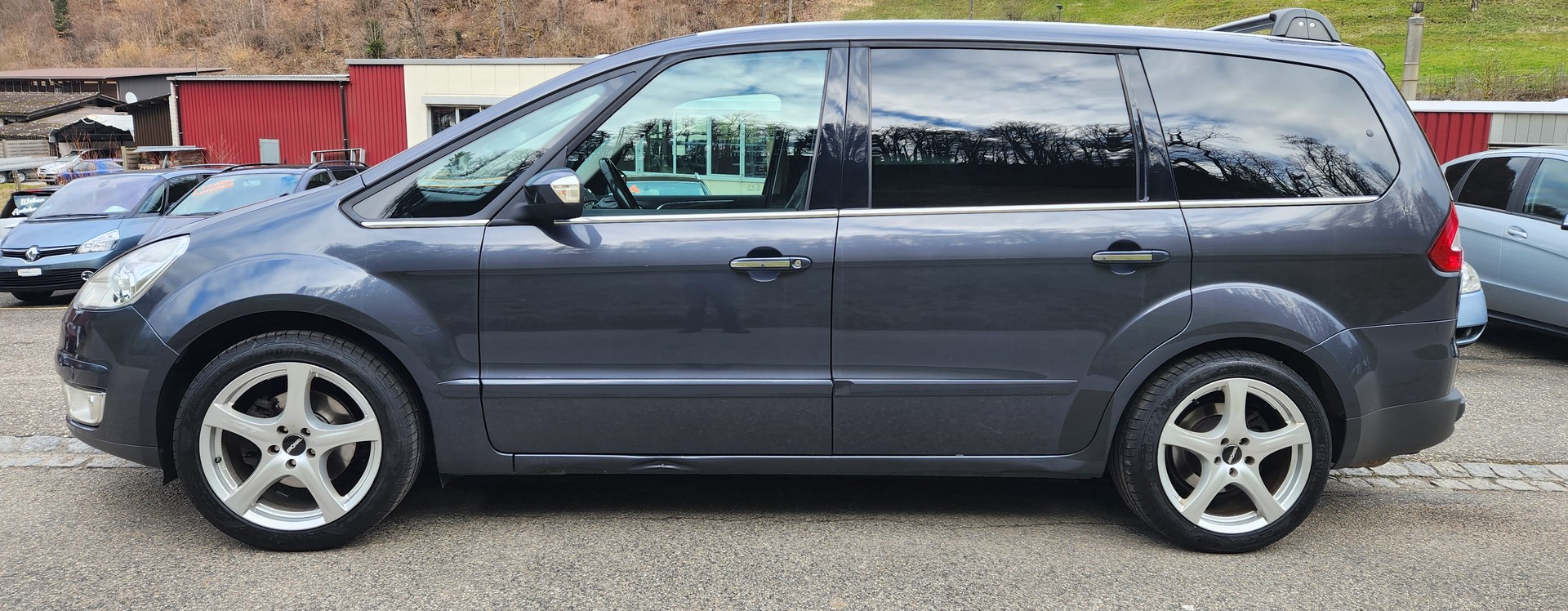 FORD Galaxy 2.0 TDCi Ghia Automatic - 4