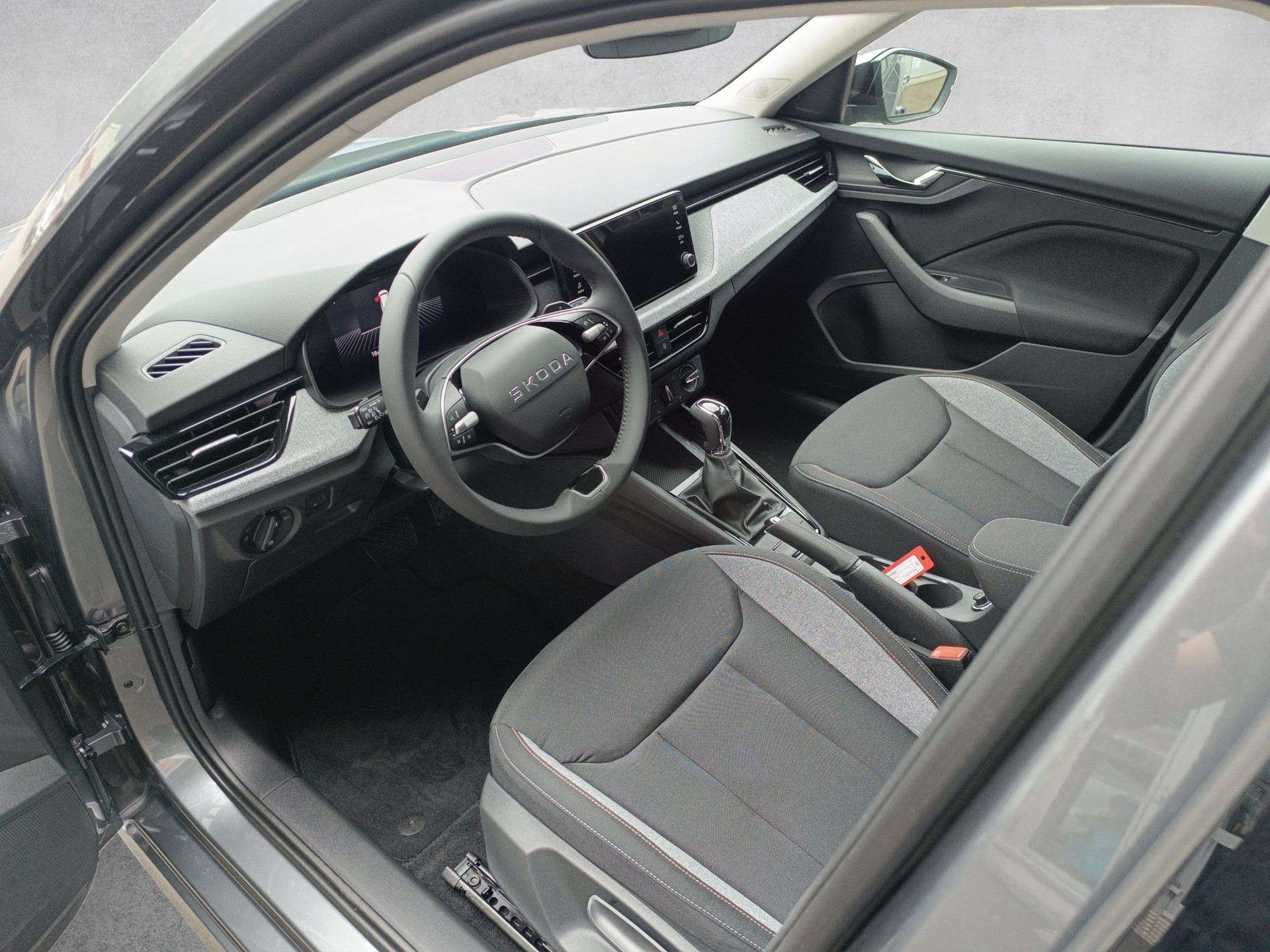 SKODA Kamiq 1.0 TSI Selection DSG - 9