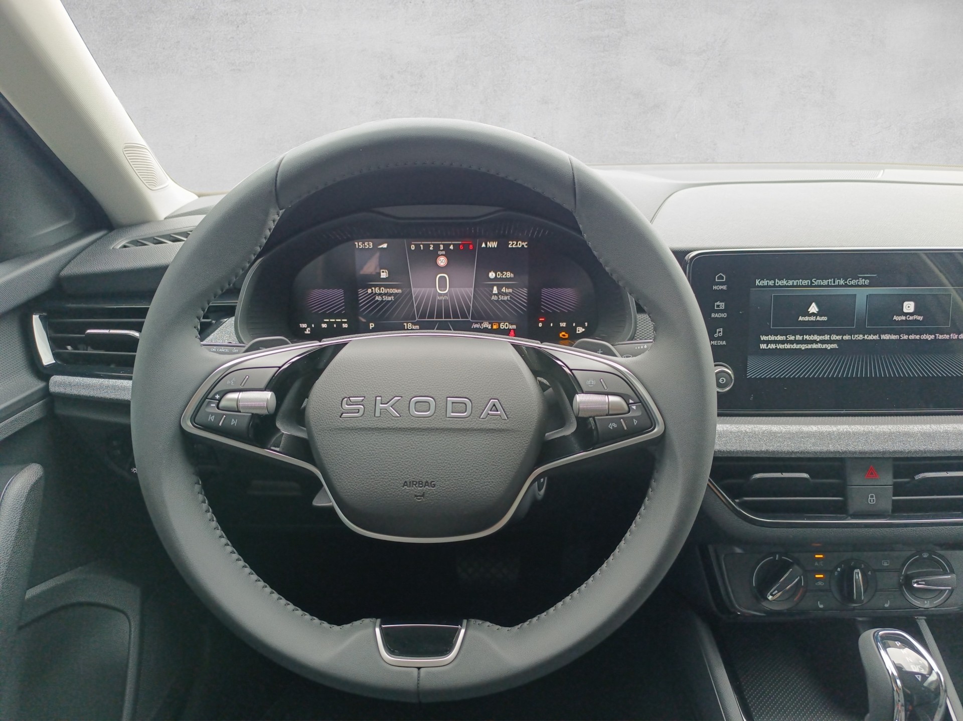 SKODA Kamiq 1.0 TSI Selection DSG - 11