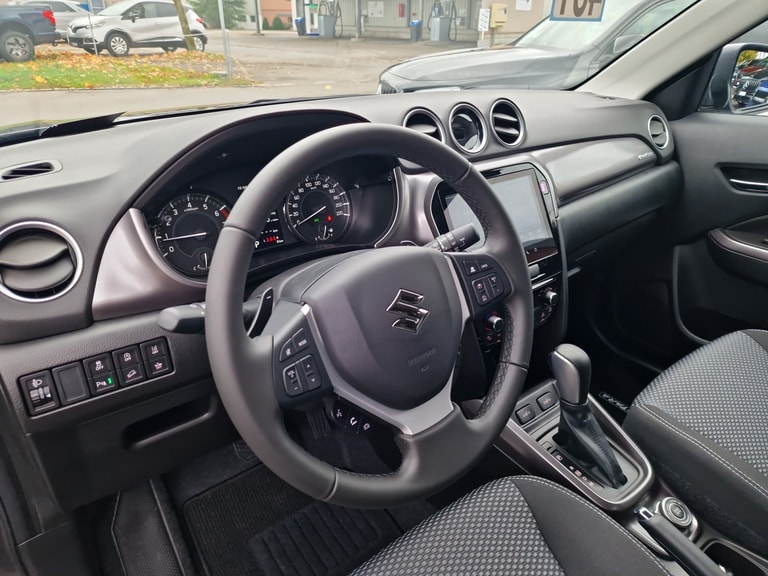suzuki Gallery 10