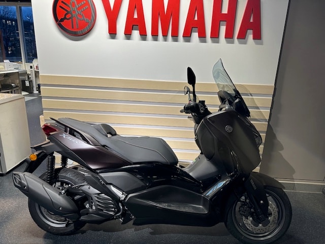 YAMAHA X-Max YP 125 Tech Max
