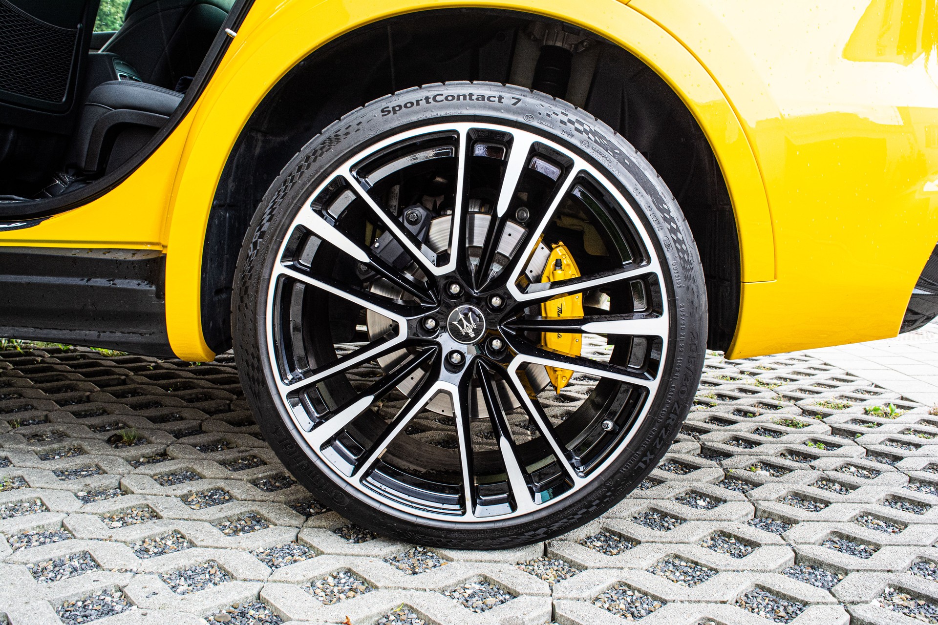 MASERATI Levante 3.8 V8 Trofeo Q4 Launch Edition "1 of 100" - 27